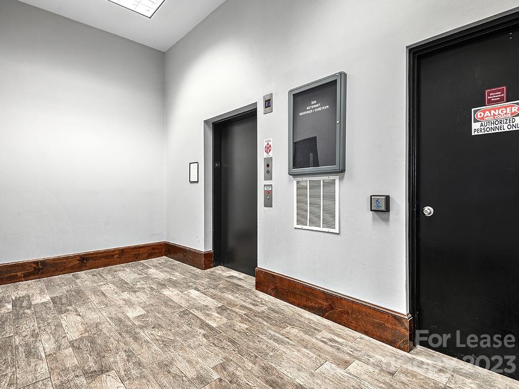 16 Biltmore Avenue 300