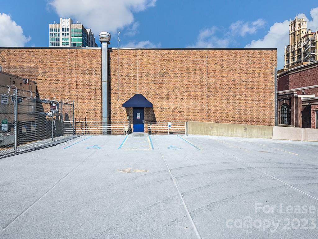 16 Biltmore Avenue 300
