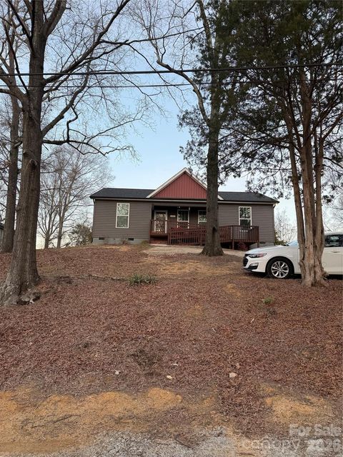 147 White Street SW Concord NC 28027