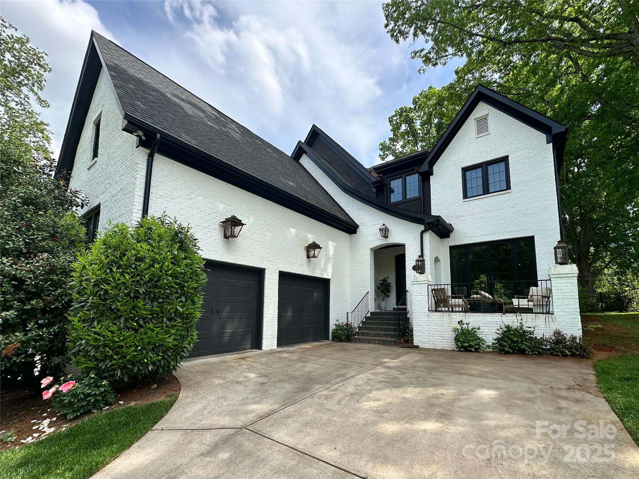 1223 Home Place