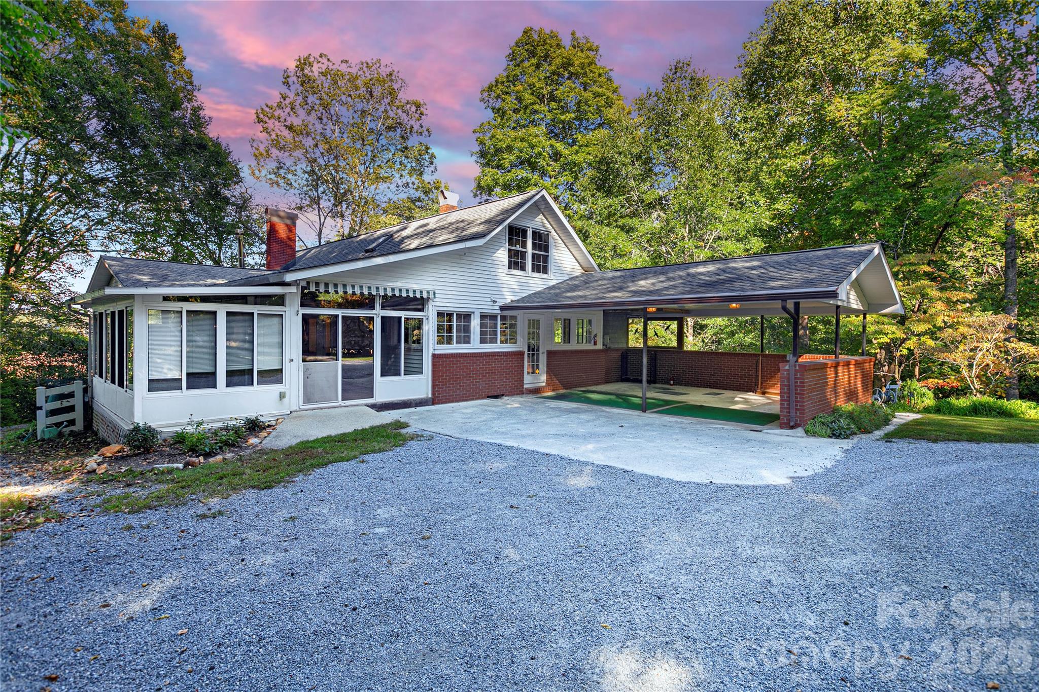 4392 Island Ford Road