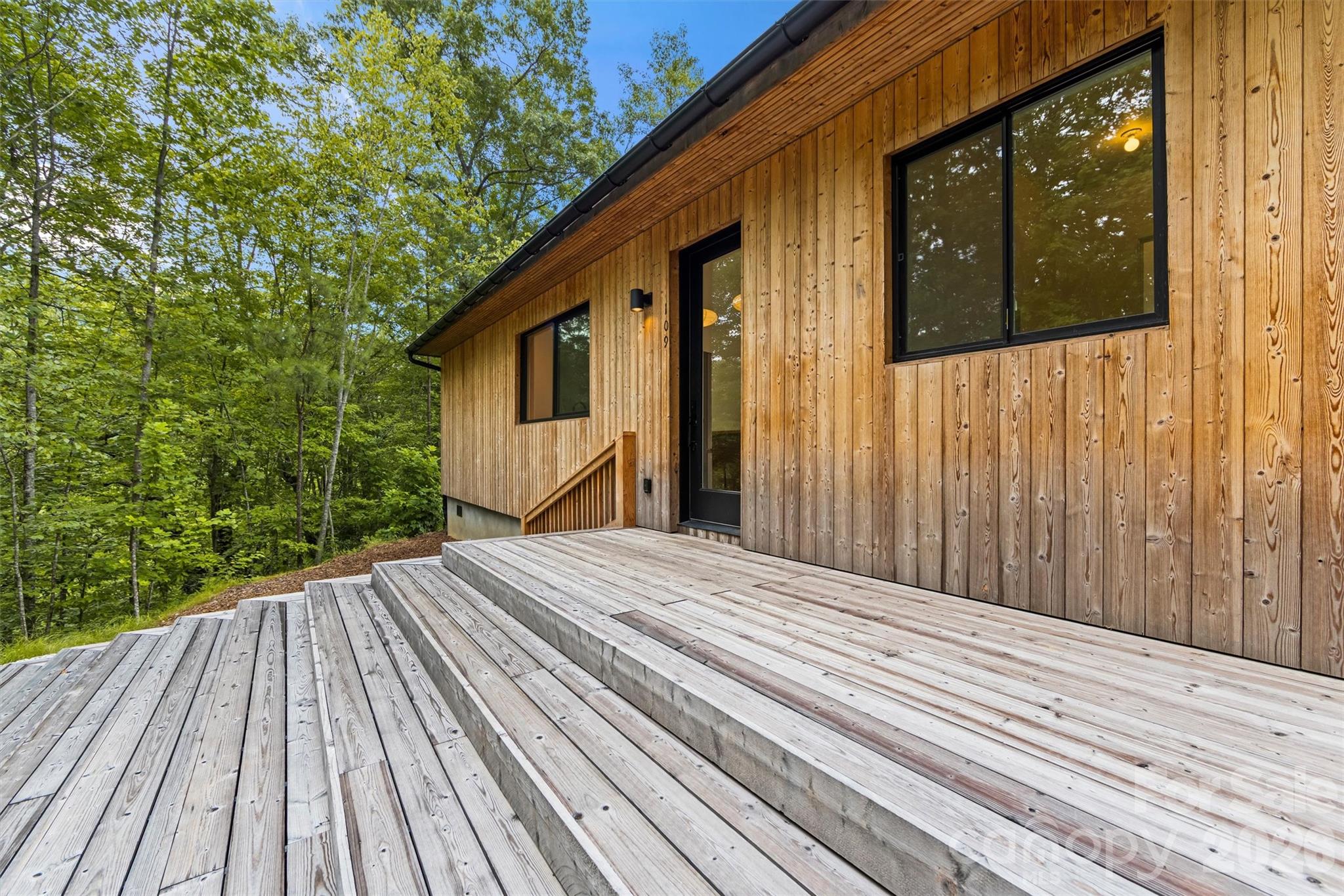 109 Pintail Place