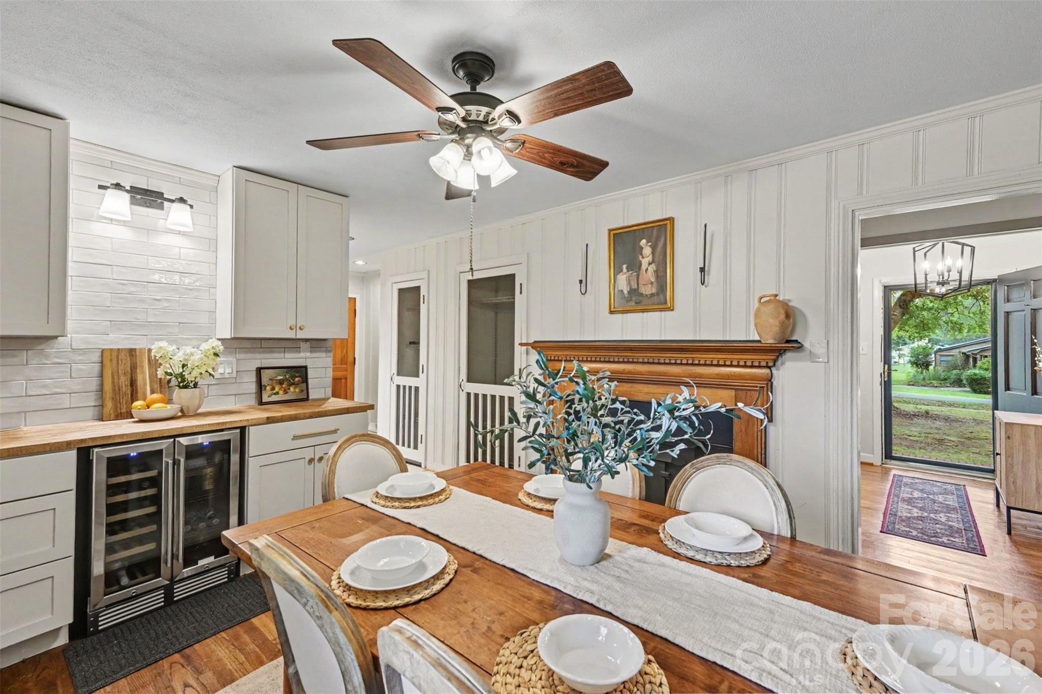 Country Club Estates - Residential