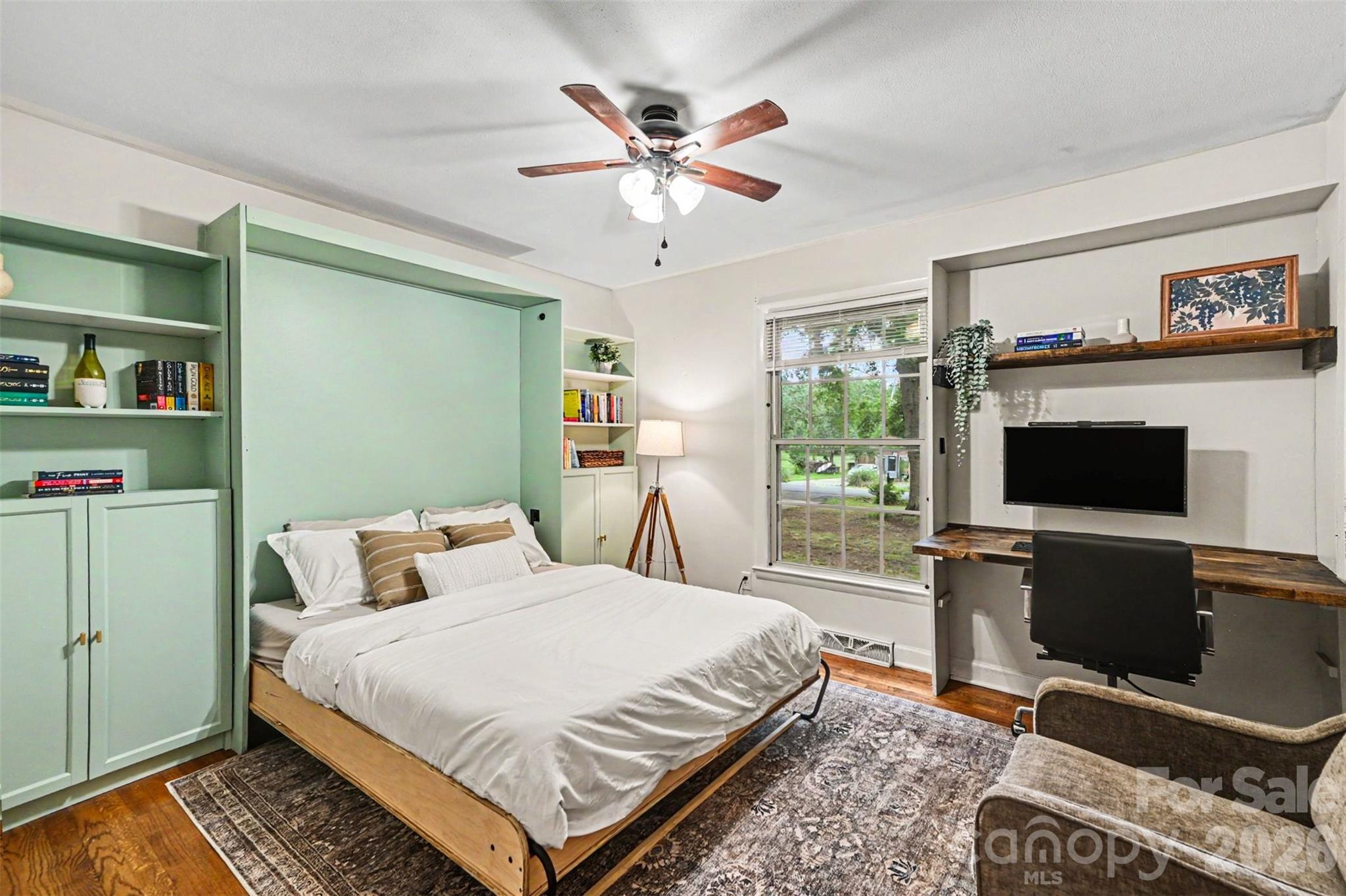 Country Club Estates - Residential
