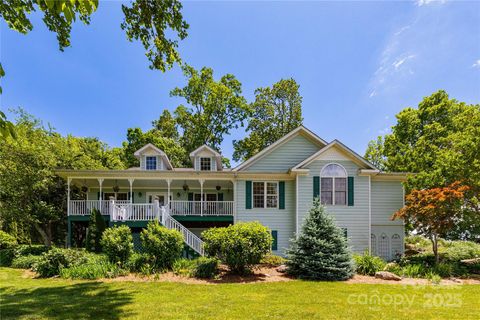50 Appleola Road Hendersonville NC 28792