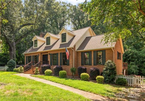 341 N Mulberry Street Statesville NC 28677