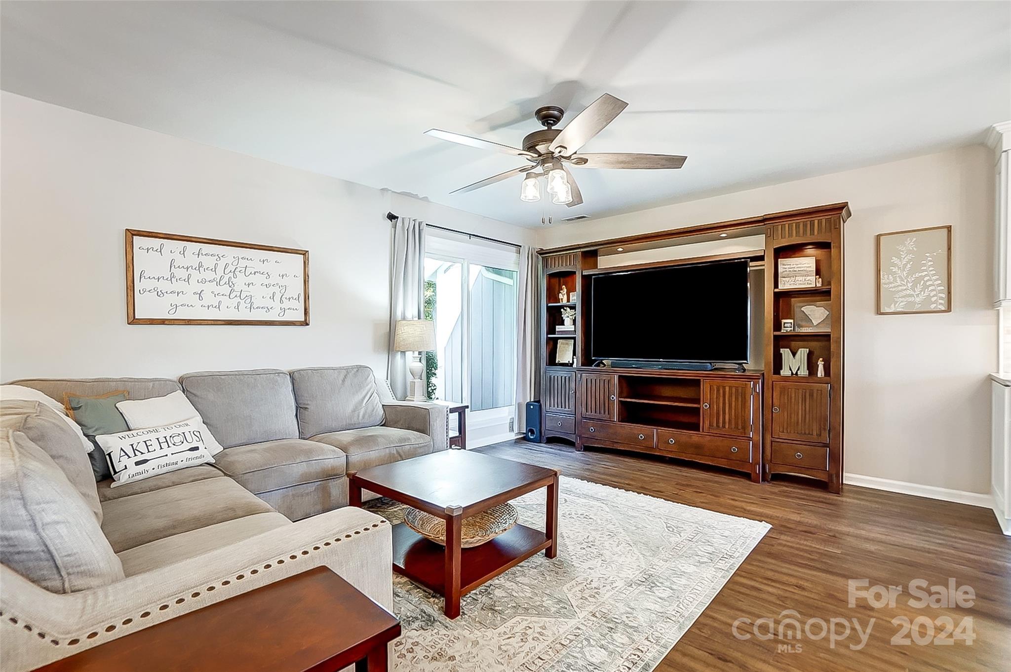 Tega Cay - Residential