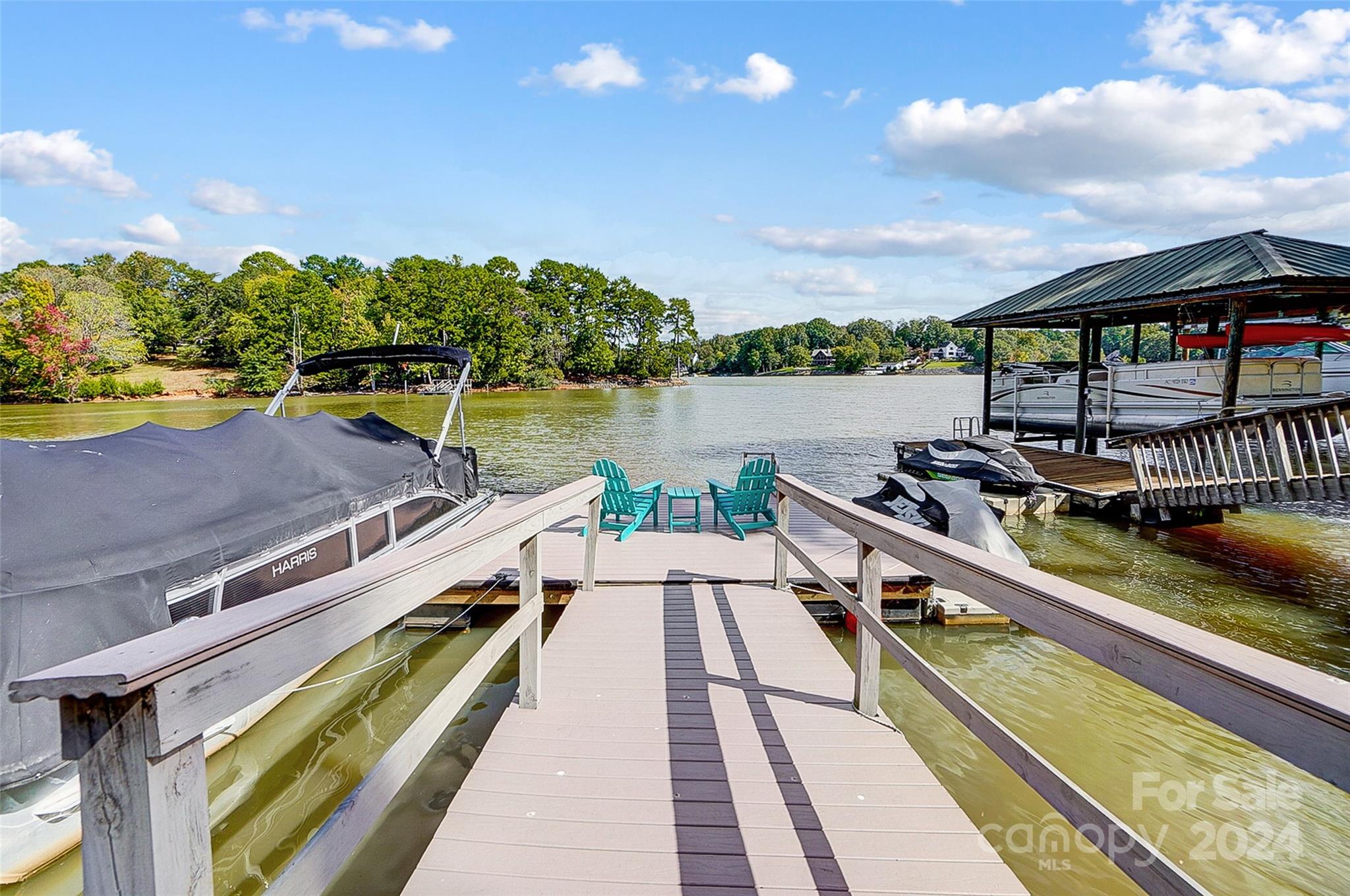 Tega Cay - Residential