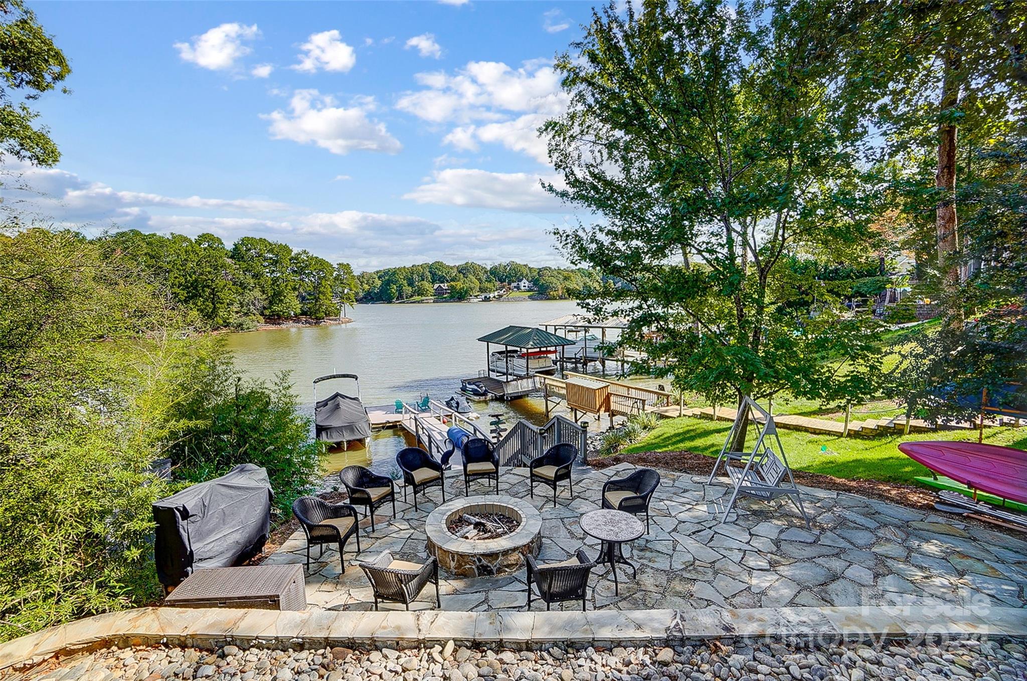 Tega Cay - Residential