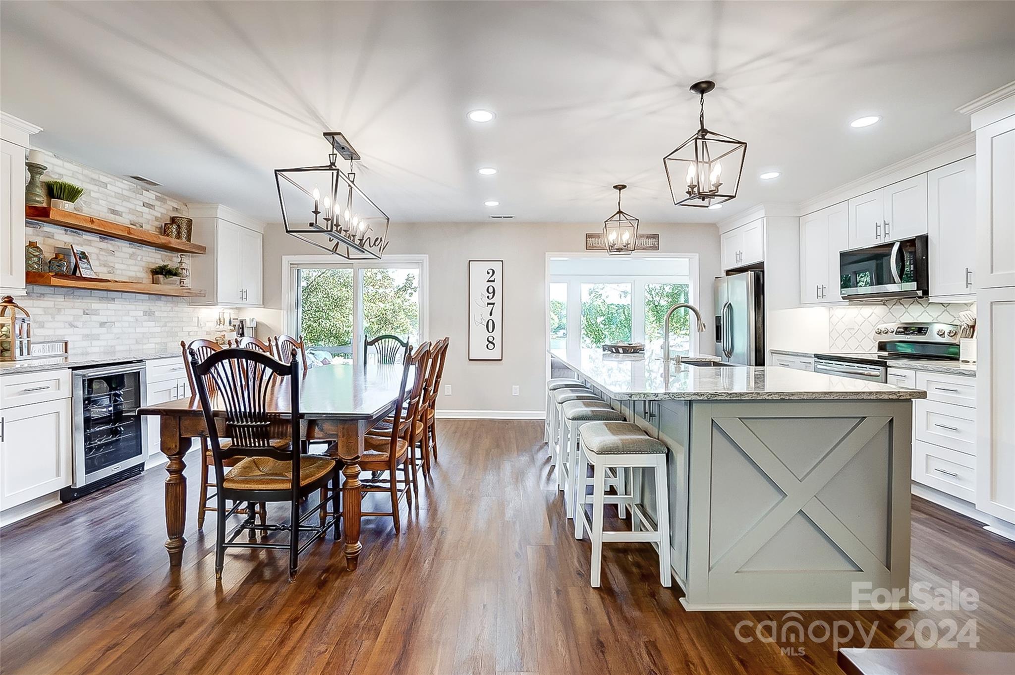 Tega Cay - Residential