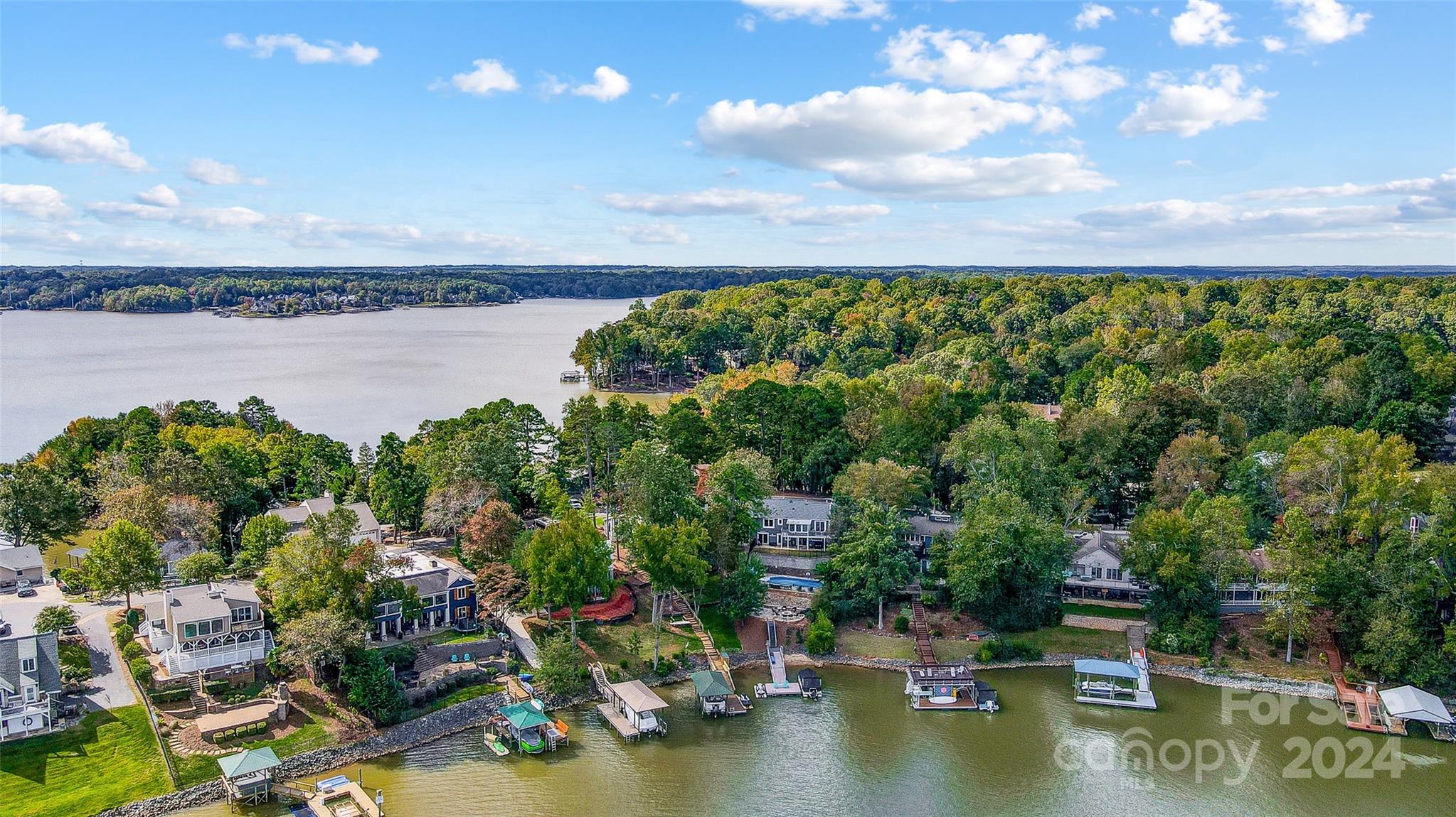 Tega Cay - Residential