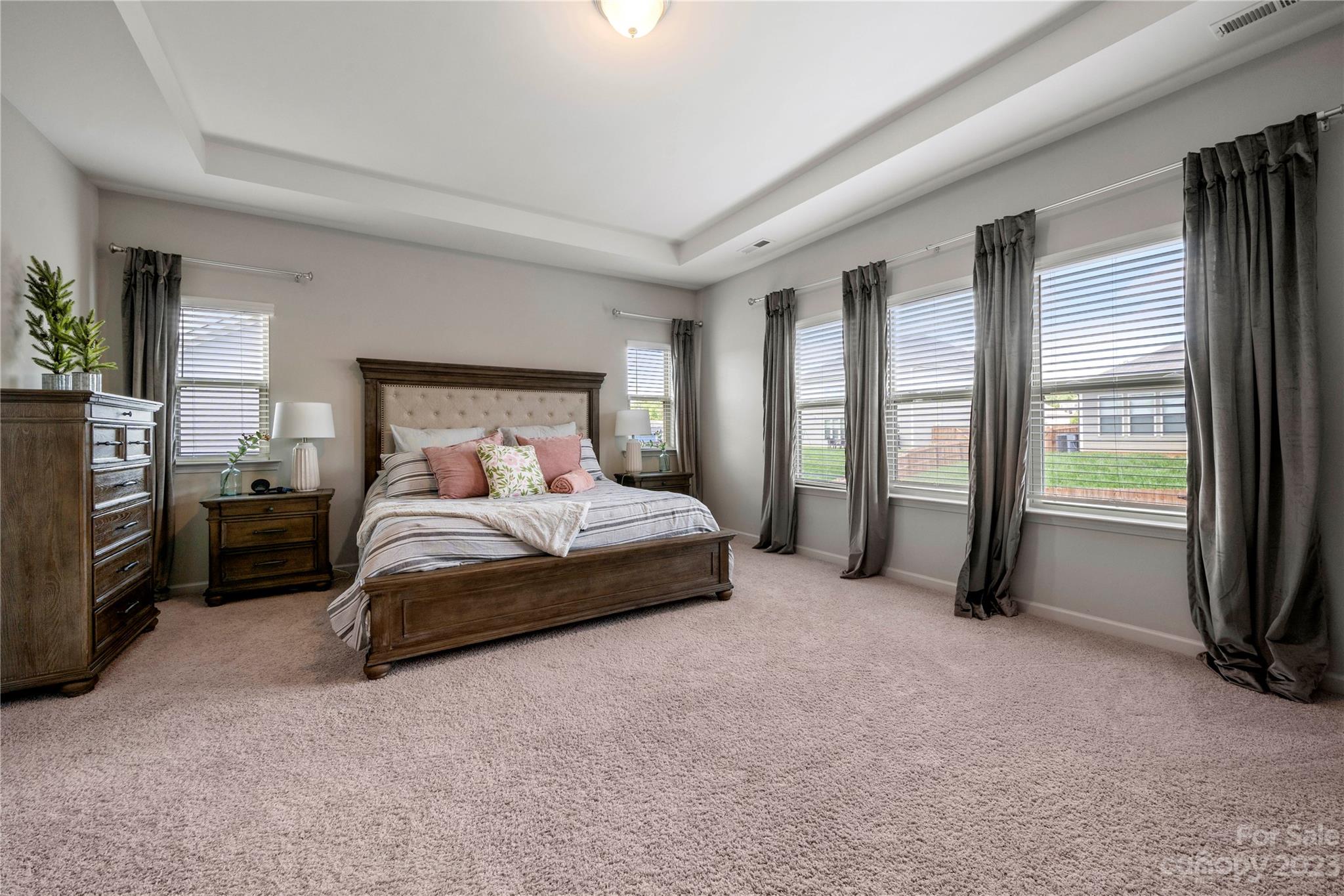 Pleasant Oaks - Residential