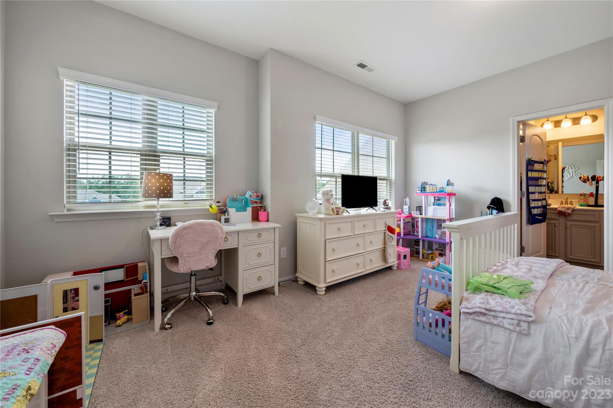 Pleasant Oaks - Residential