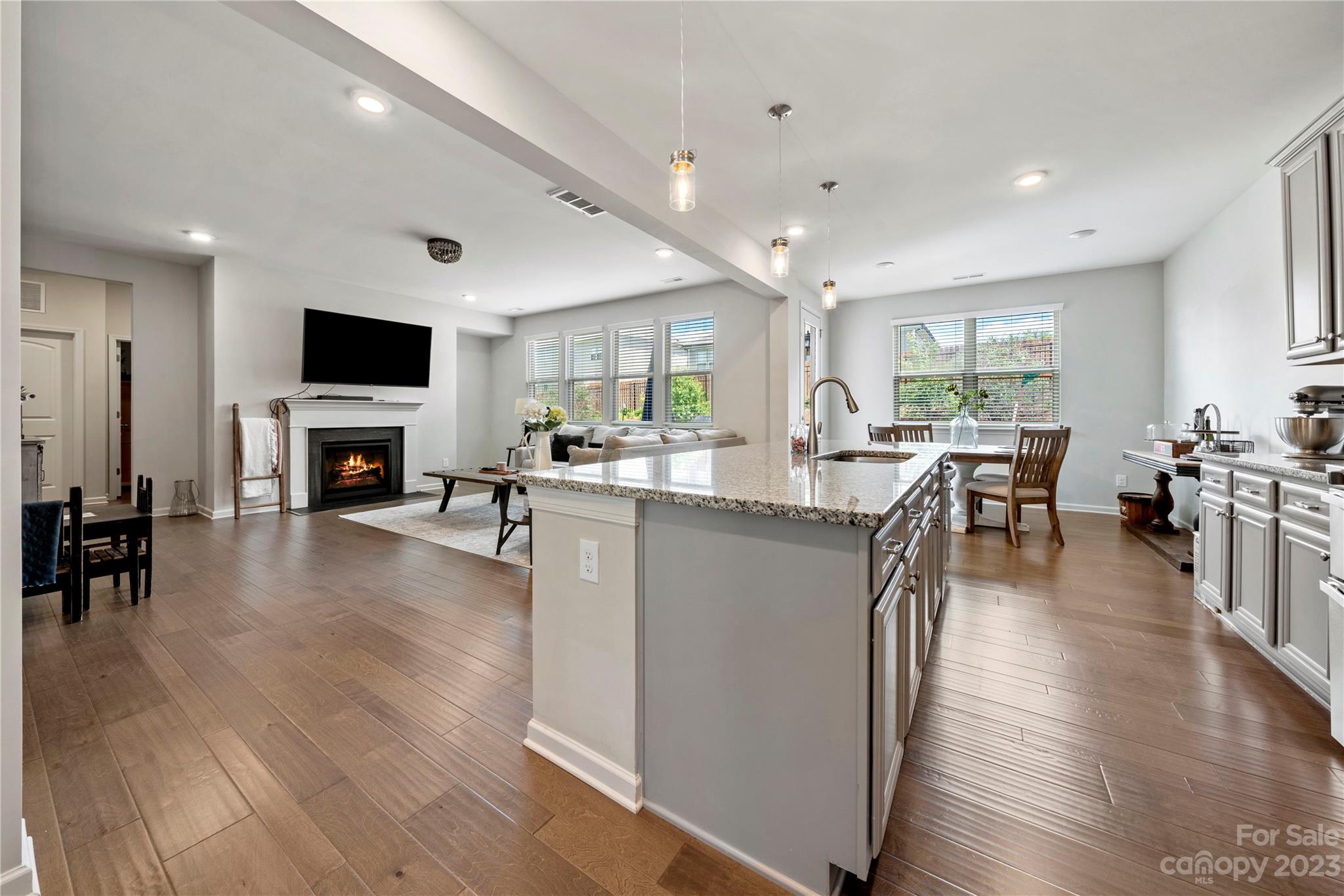 Pleasant Oaks - Residential