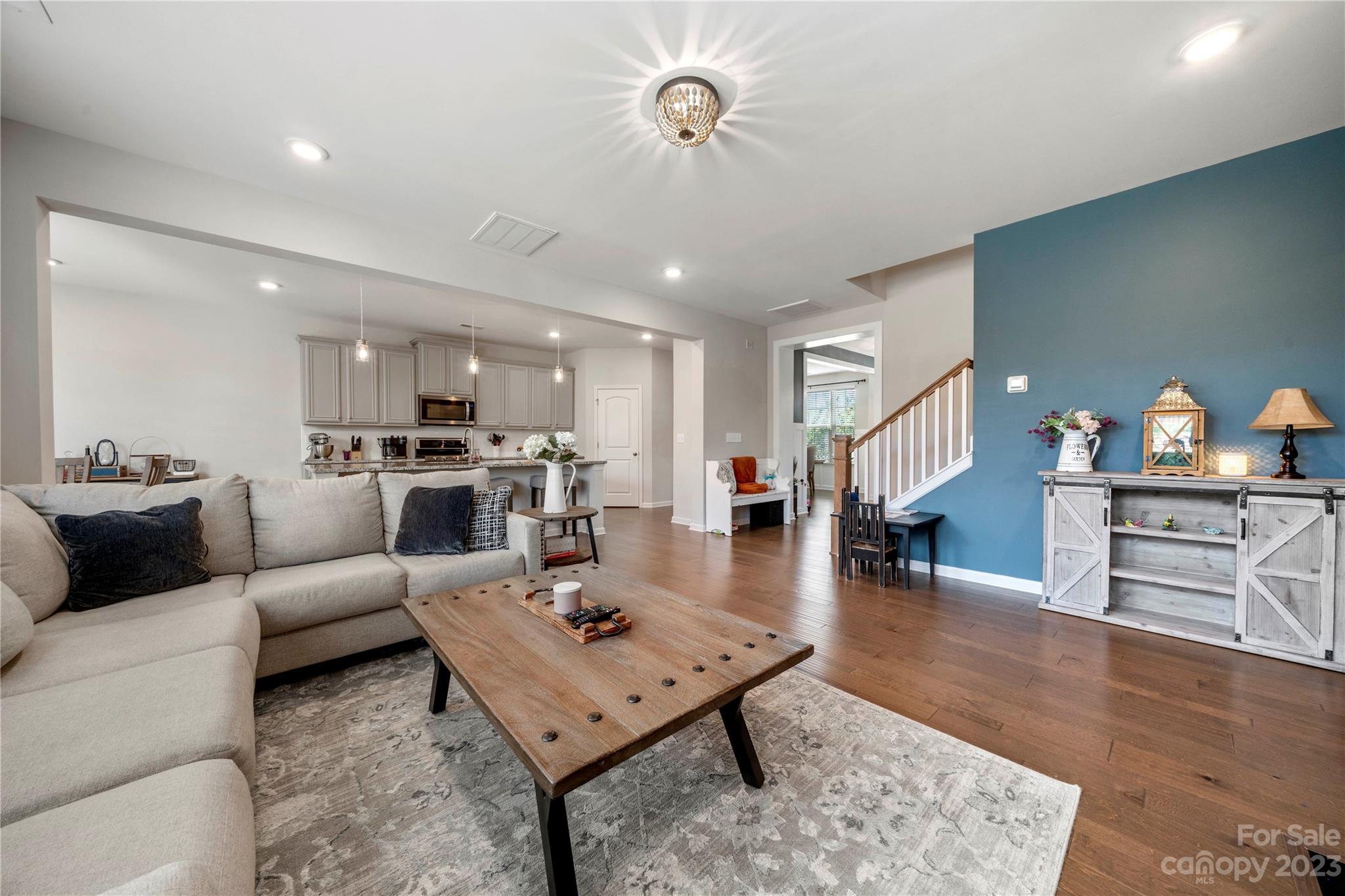 Pleasant Oaks - Residential