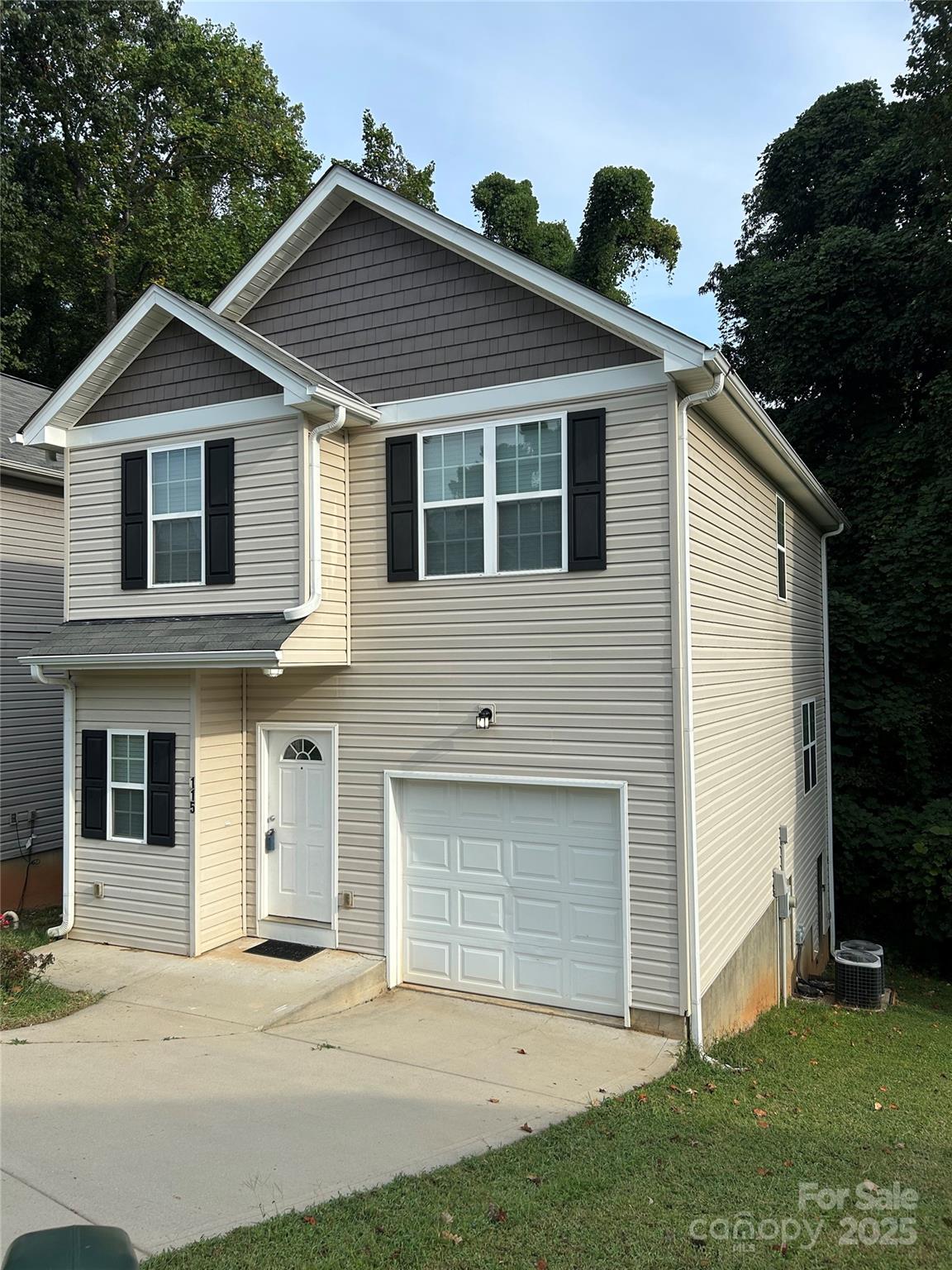 115 Lookout Point Place