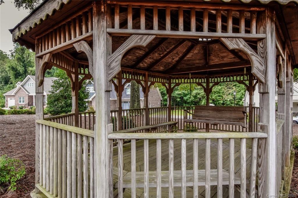 Magnolia Glen - Residential