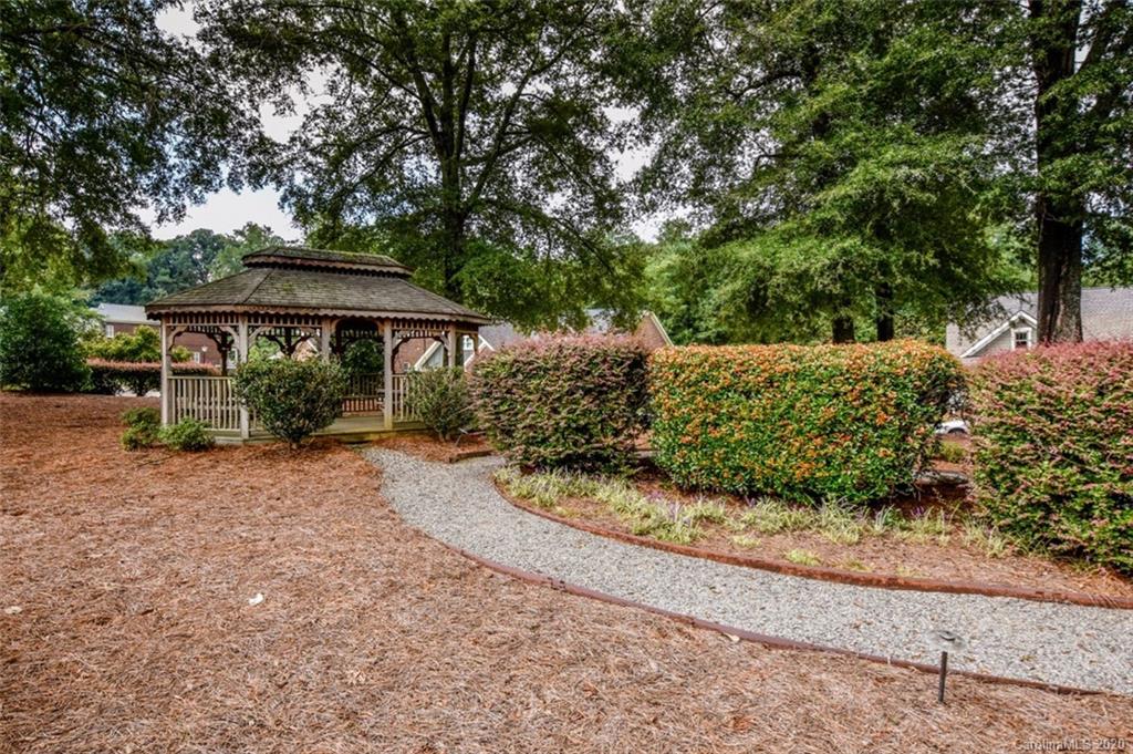 Magnolia Glen - Residential