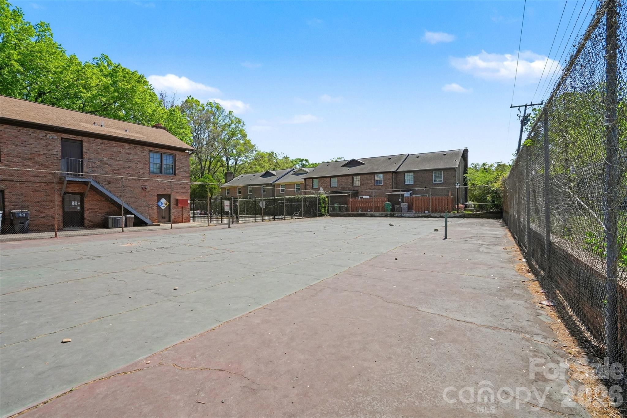 The Oaks - Residential