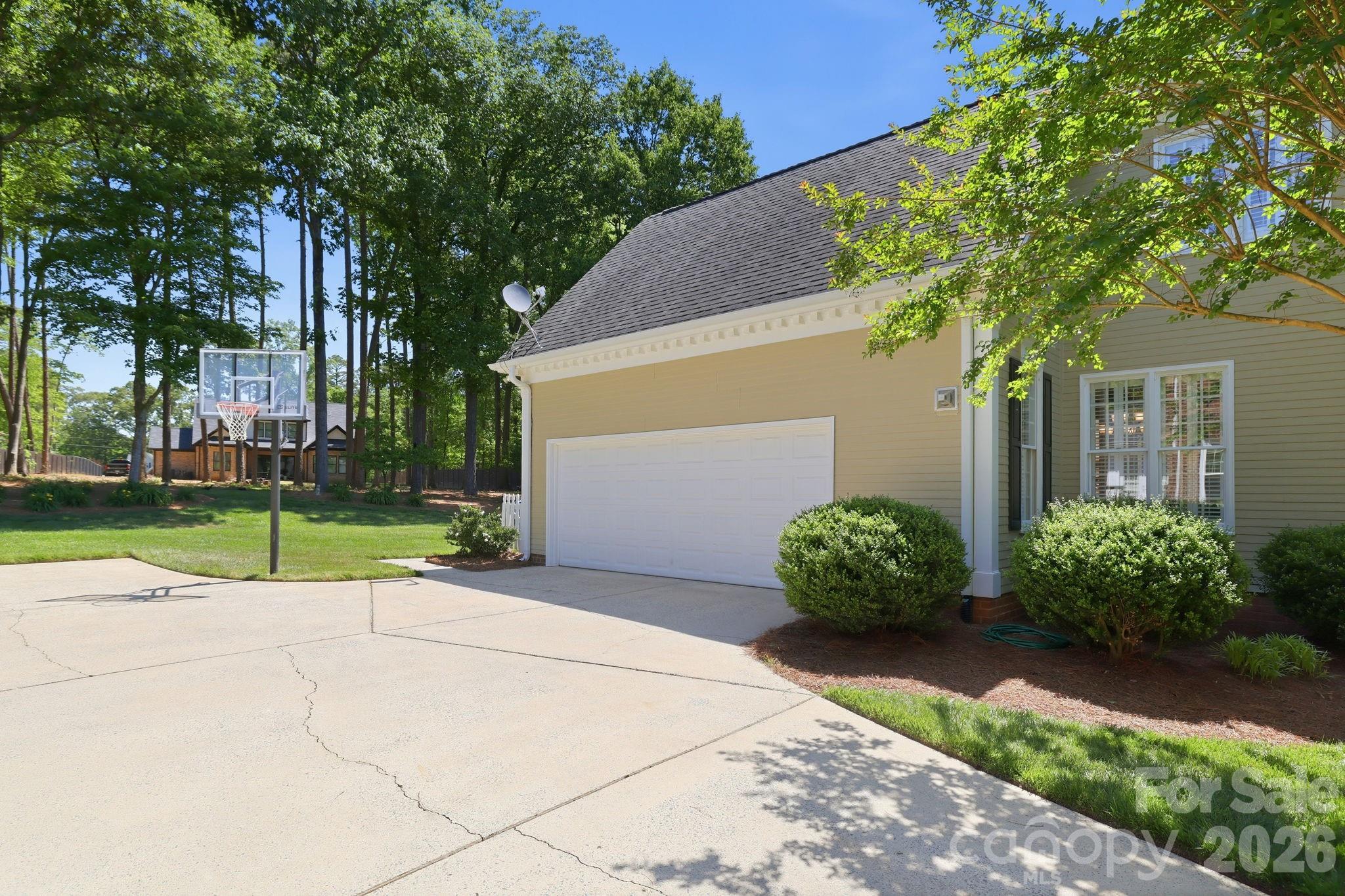 5306 Berrywood Lane