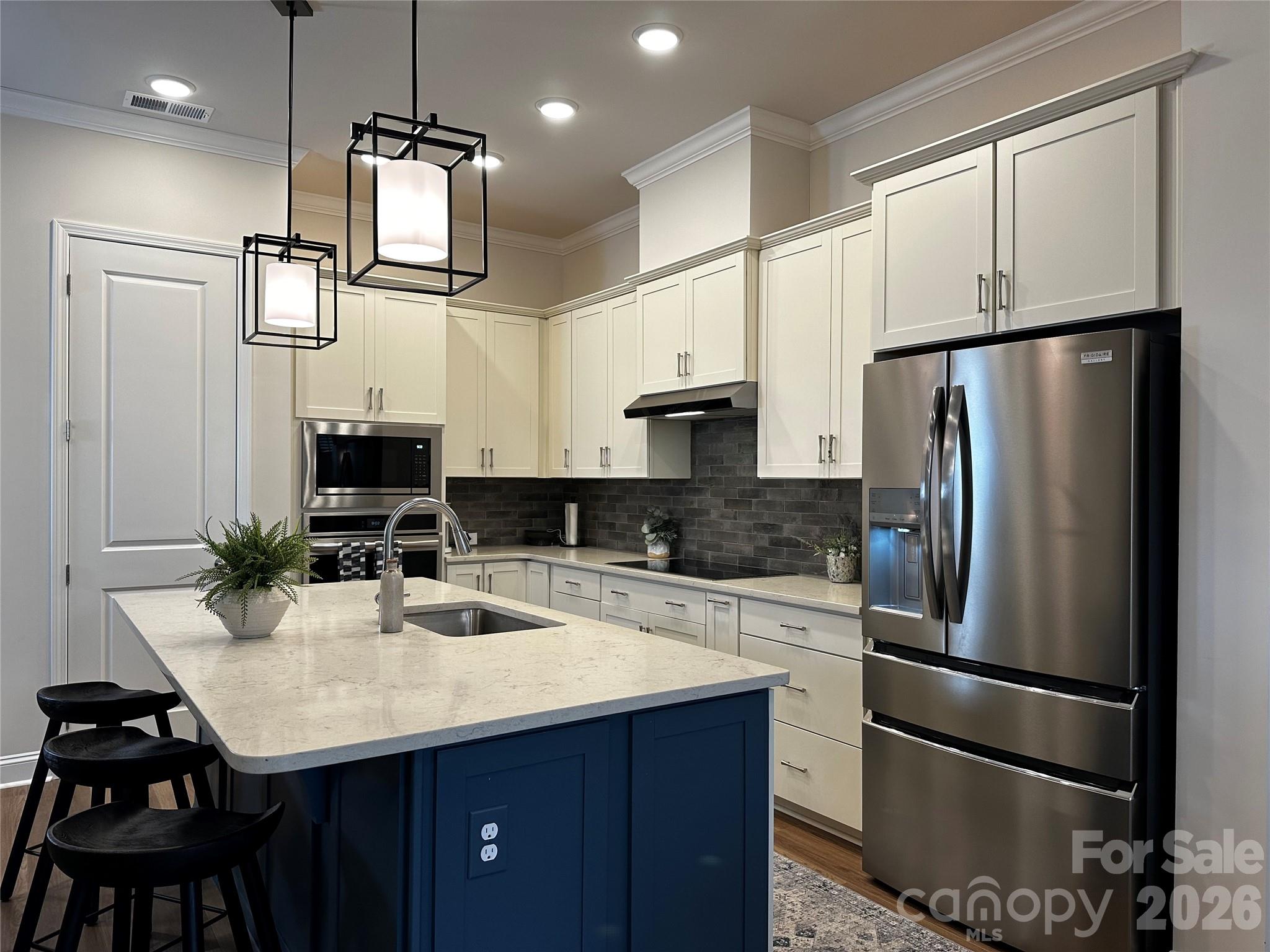 Encore At Streamside - Residential