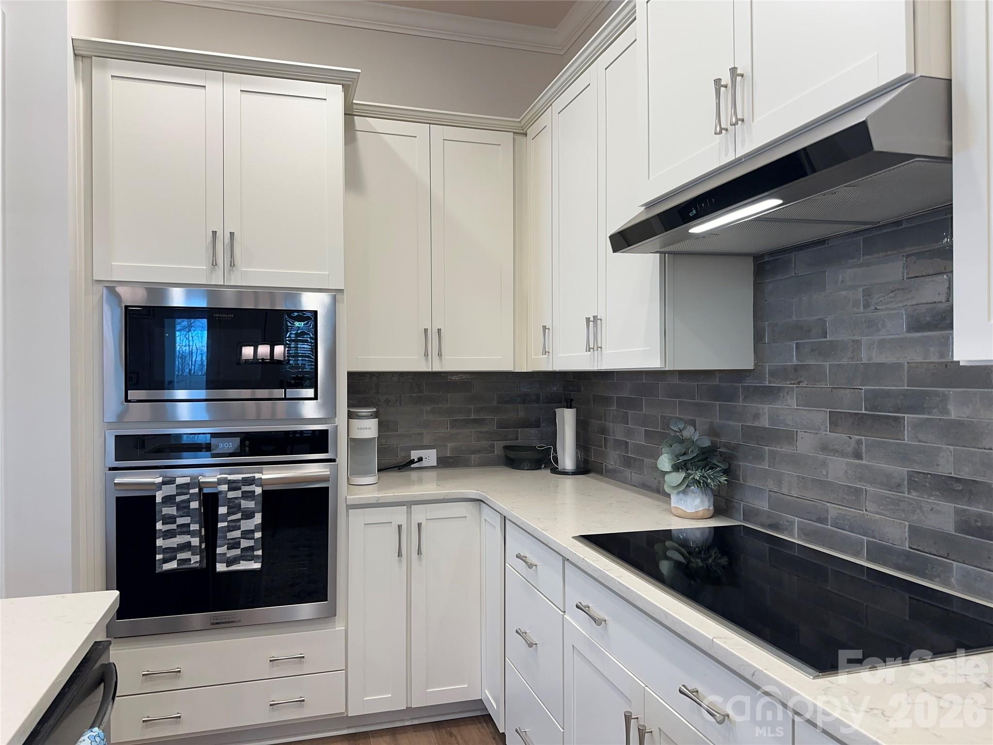 Encore At Streamside - Residential