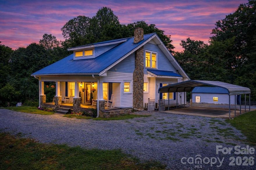 Back on the market with a MAJOR PRICE IMPROVEMENT

This BEAUTIFUL private farmhouse style home offers Over 1.6 Acres of land, 3 bedroom, 2.5 bathrooms, AMAZING modern touches such as butcher block countertops, a private driveway as well as a publica one, and immeasurable amounts of storage and privacy!
You will NOT find a better deal for this price!! Home is not perfect, this is an old home that has been touched up beautifully, however there are foundational issues and cosmetic touches that could use attention. 

Perfect for First Time Buyers or anyone looking for private, luxury living with an affordable price tag
For most up to date and accurate info, contact the listing agent directly.
Schedule your private showing TODAY!! This home will not last long.