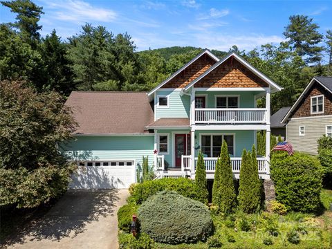 7 Oakhaven Terrace Asheville NC 28803