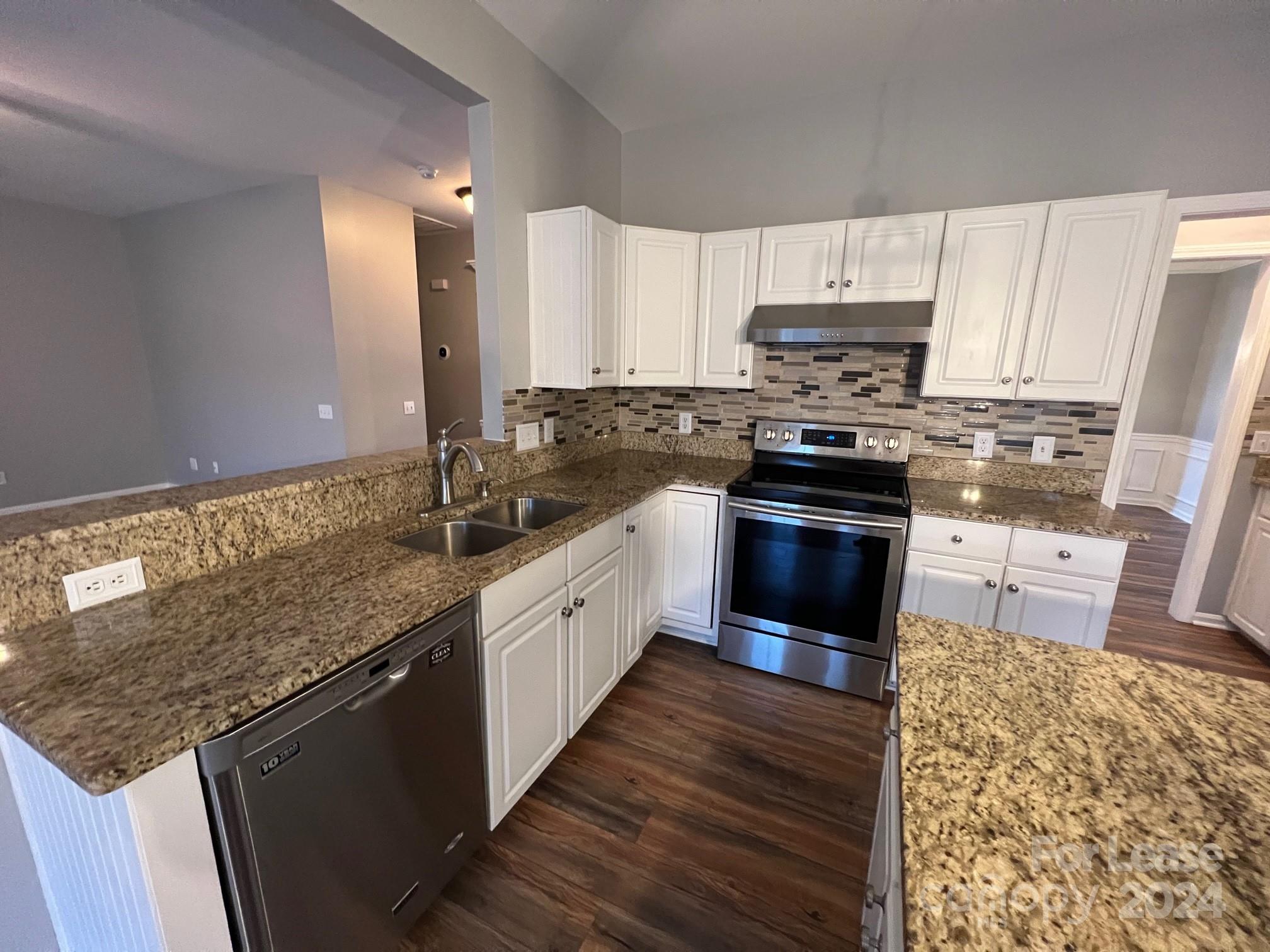 Winslow Bay - Residential Lease