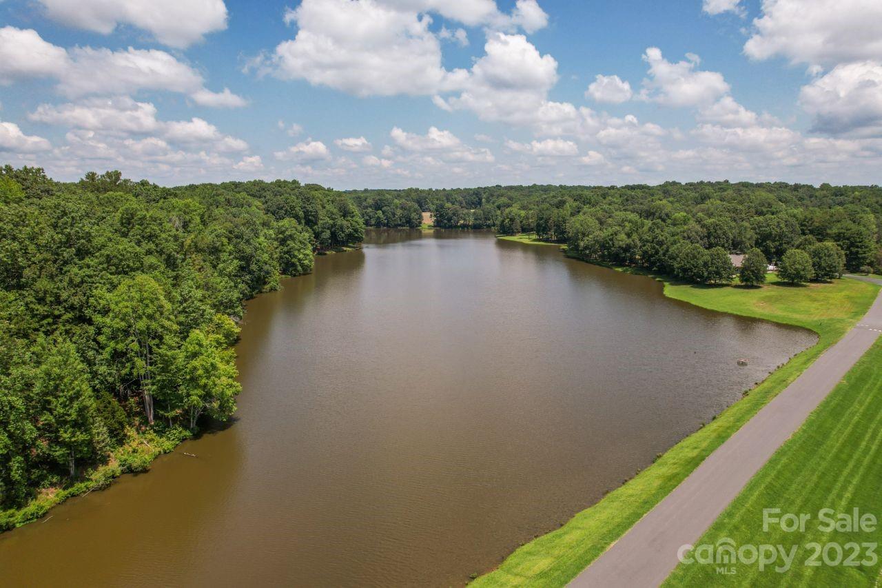 Aero Plantation - Residential