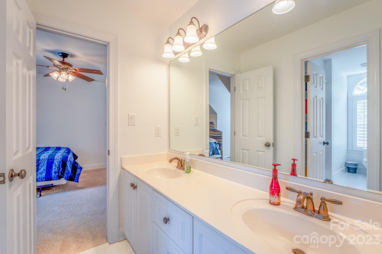 Aero Plantation - Residential