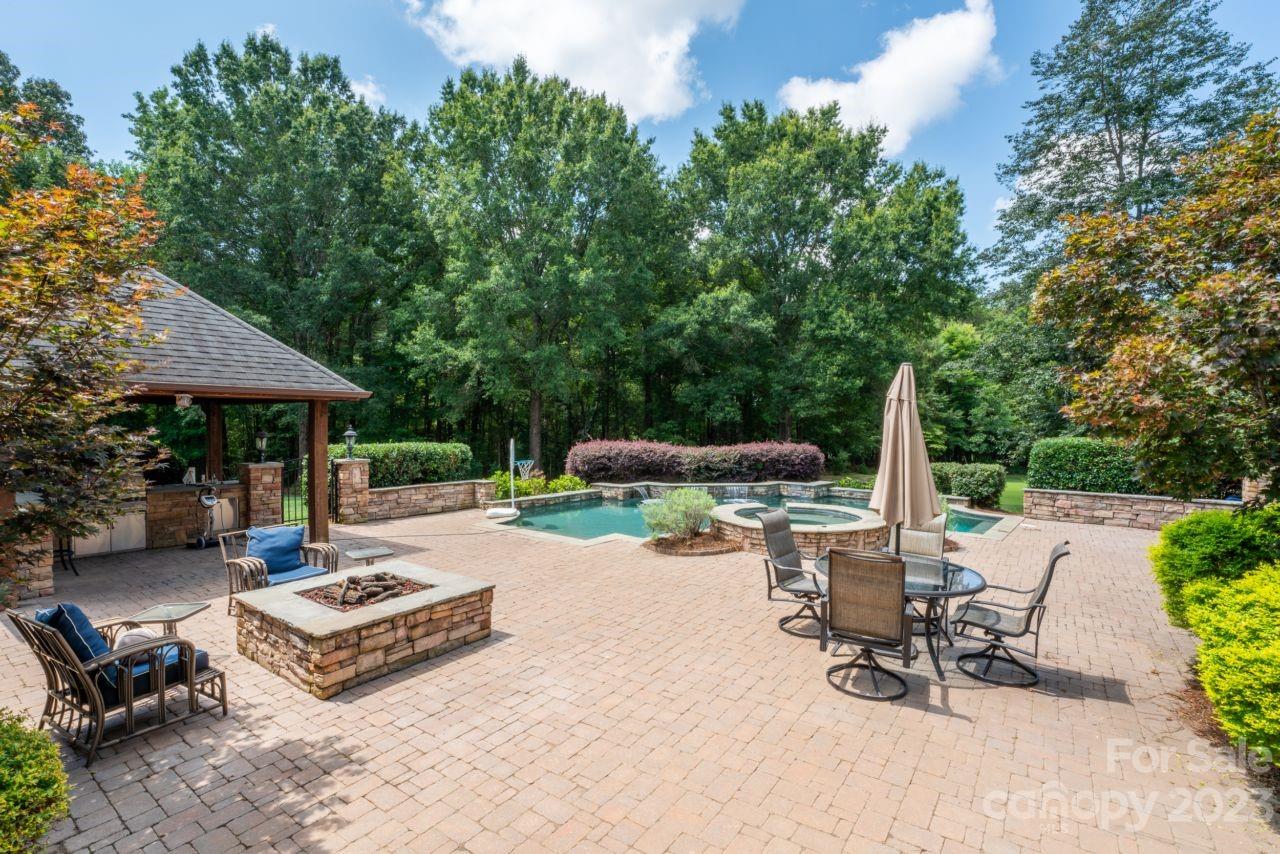 Aero Plantation - Residential