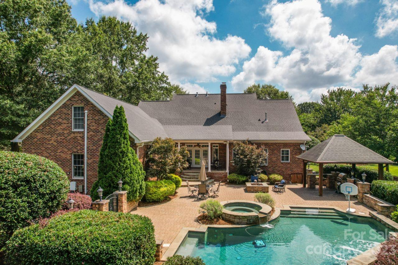 Aero Plantation - Residential