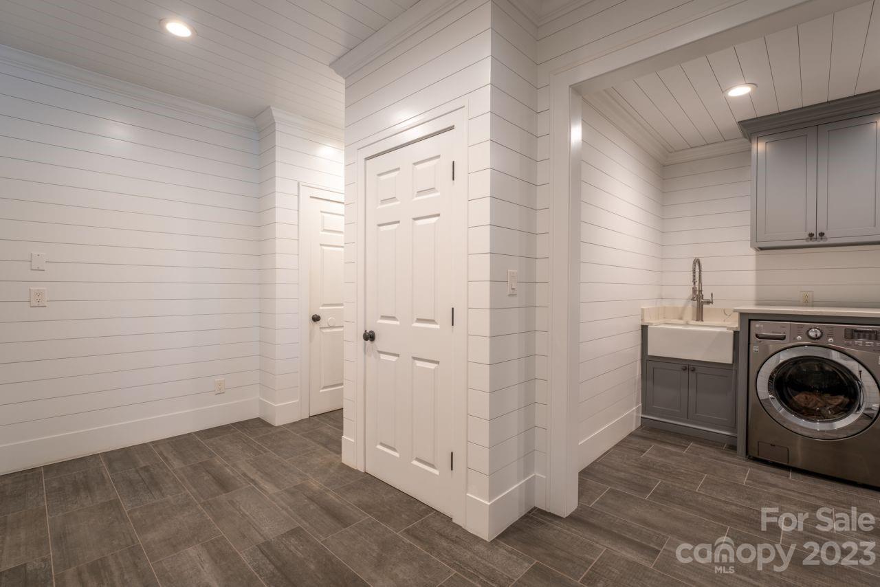 Aero Plantation - Residential