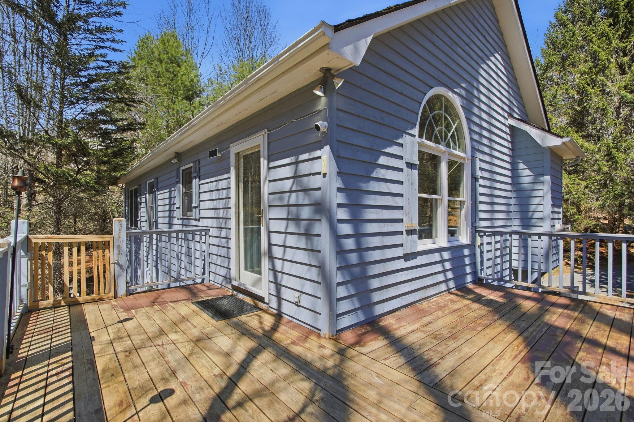 Diamond Pointe - Residential