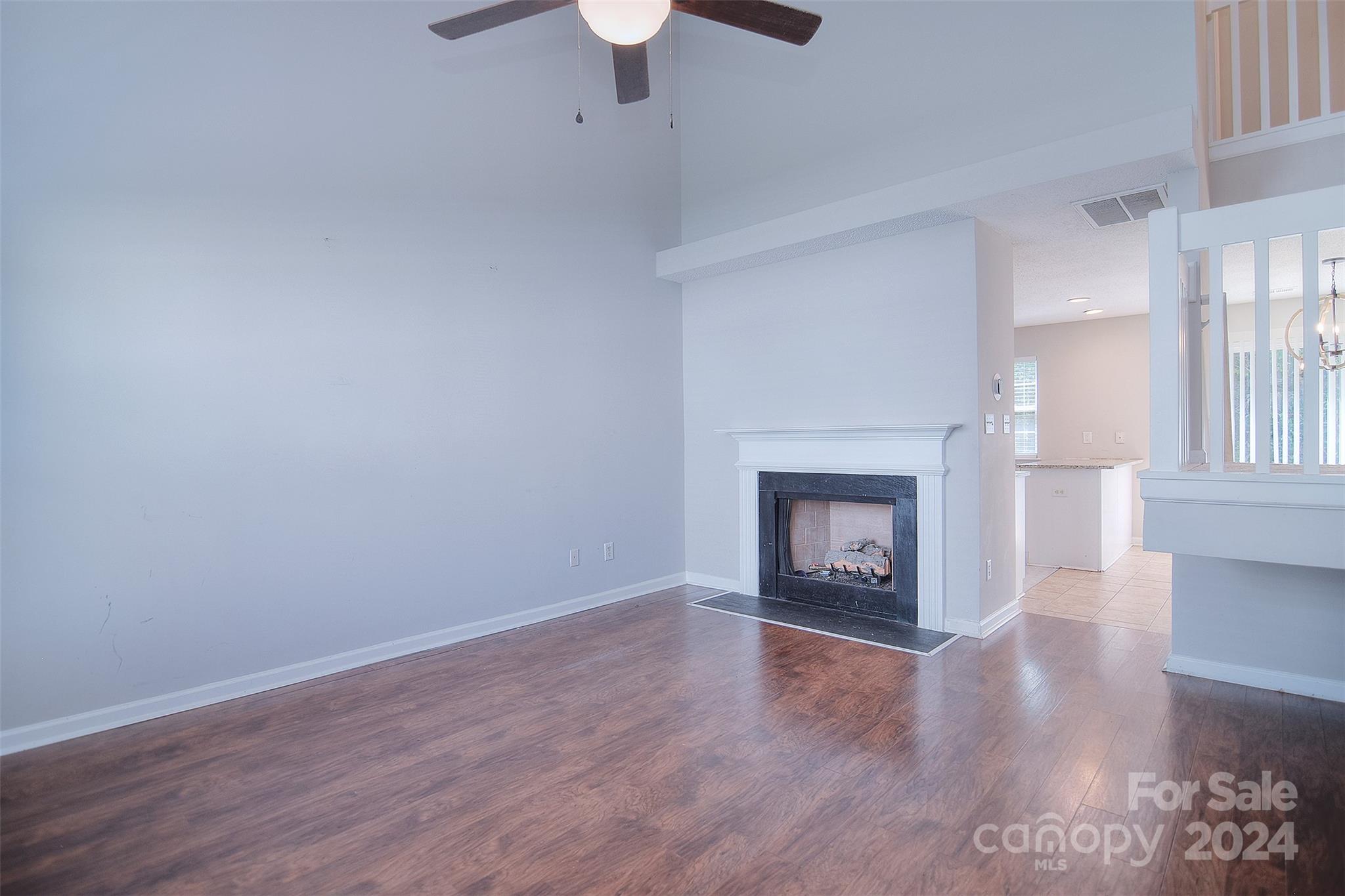 The Landing at Hickory Grove - Residential