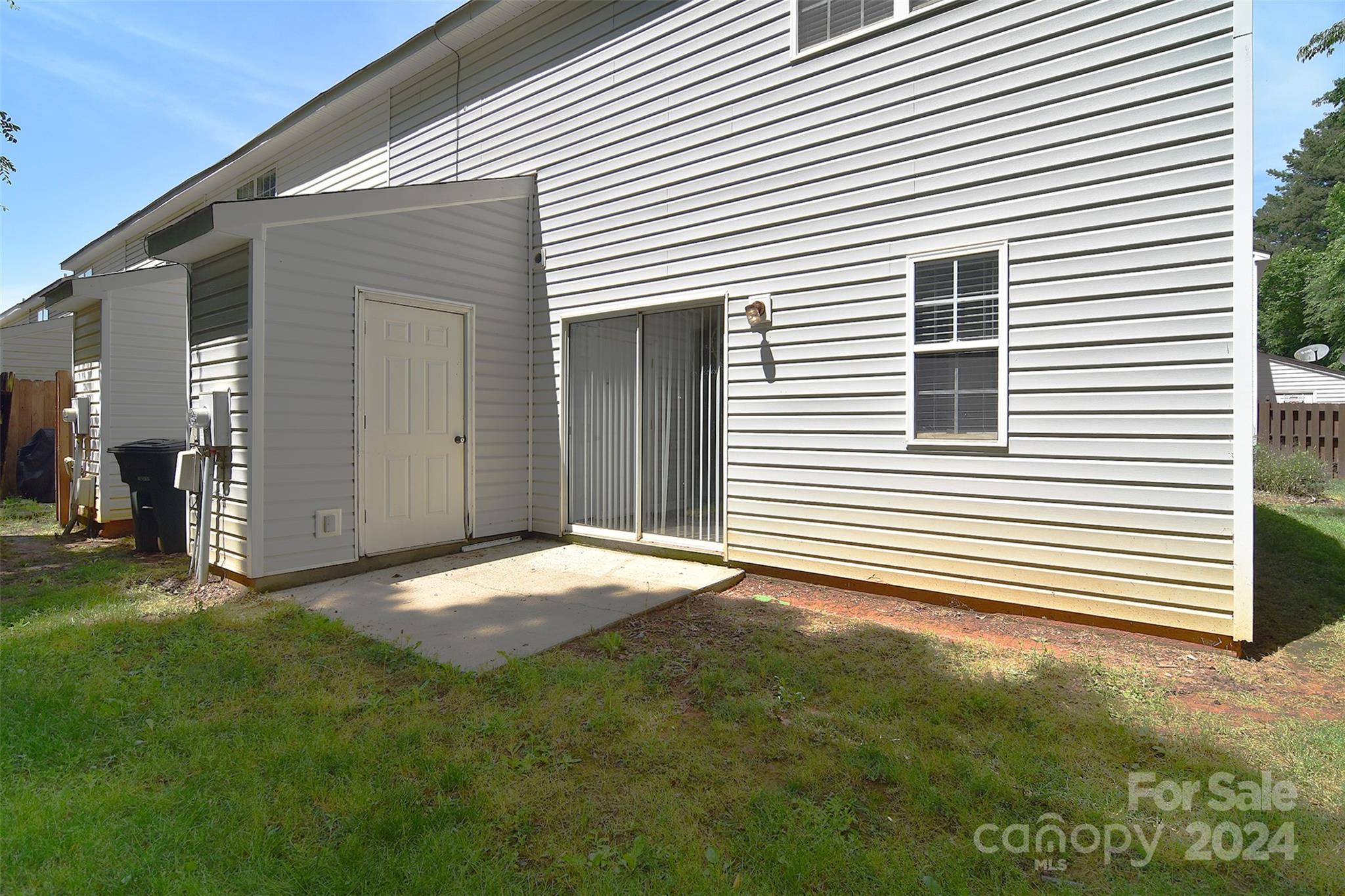 The Landing at Hickory Grove - Residential