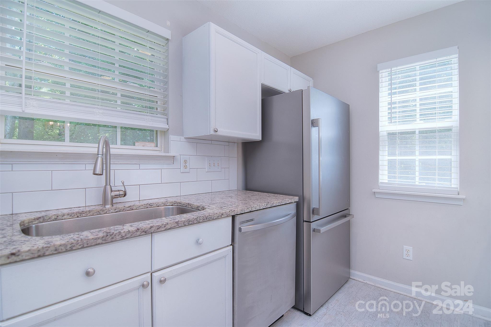 The Landing at Hickory Grove - Residential