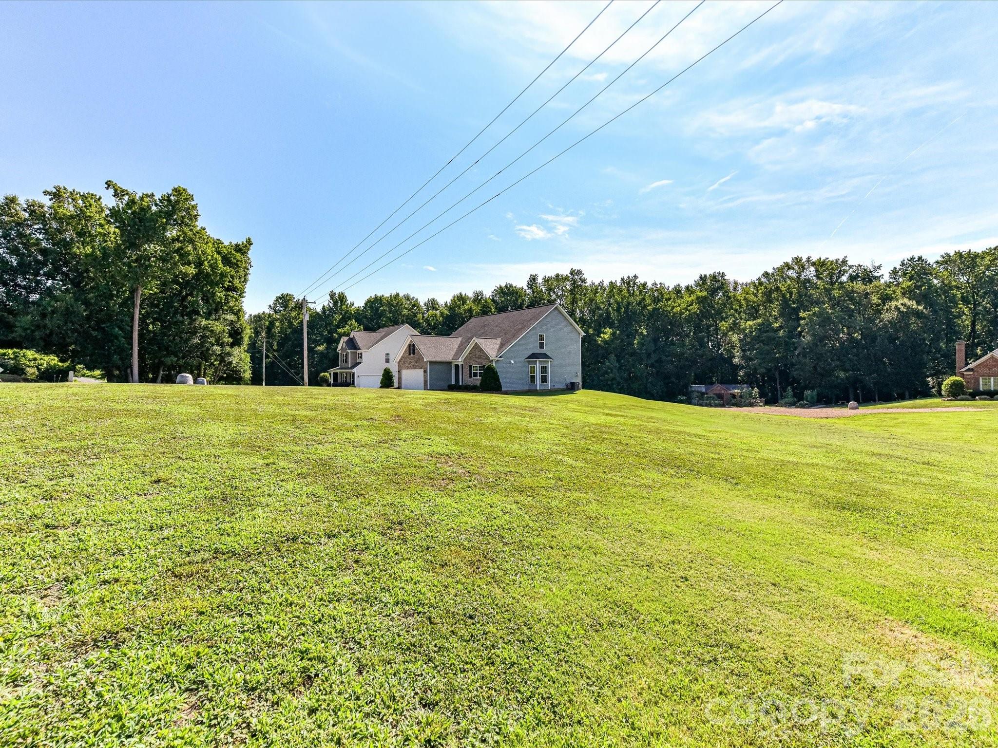 5912 Sikes Mill Road