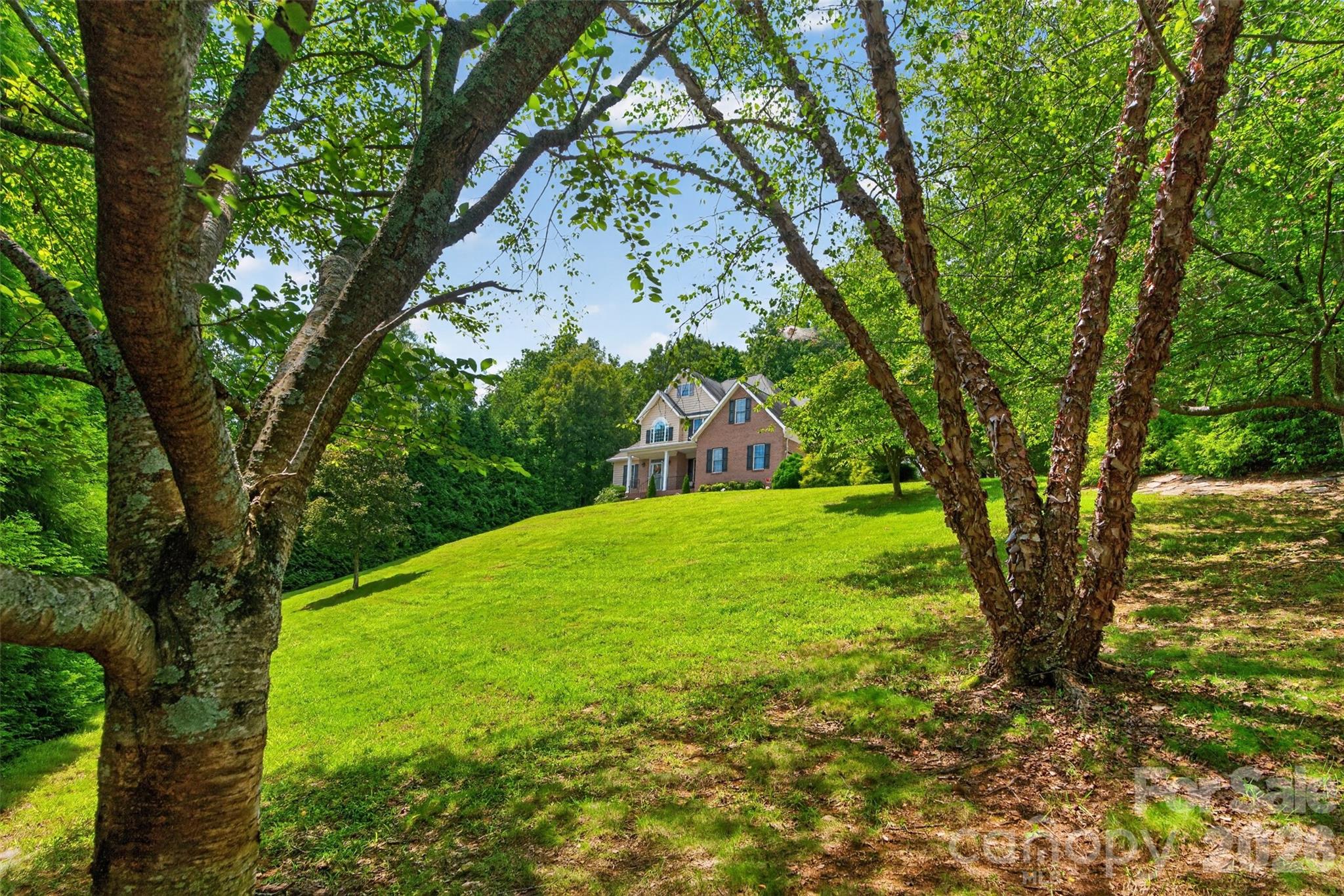 7940 Oakmont Court