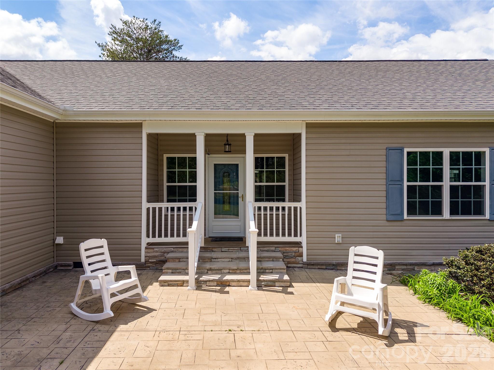 2500 S Blackstock Road