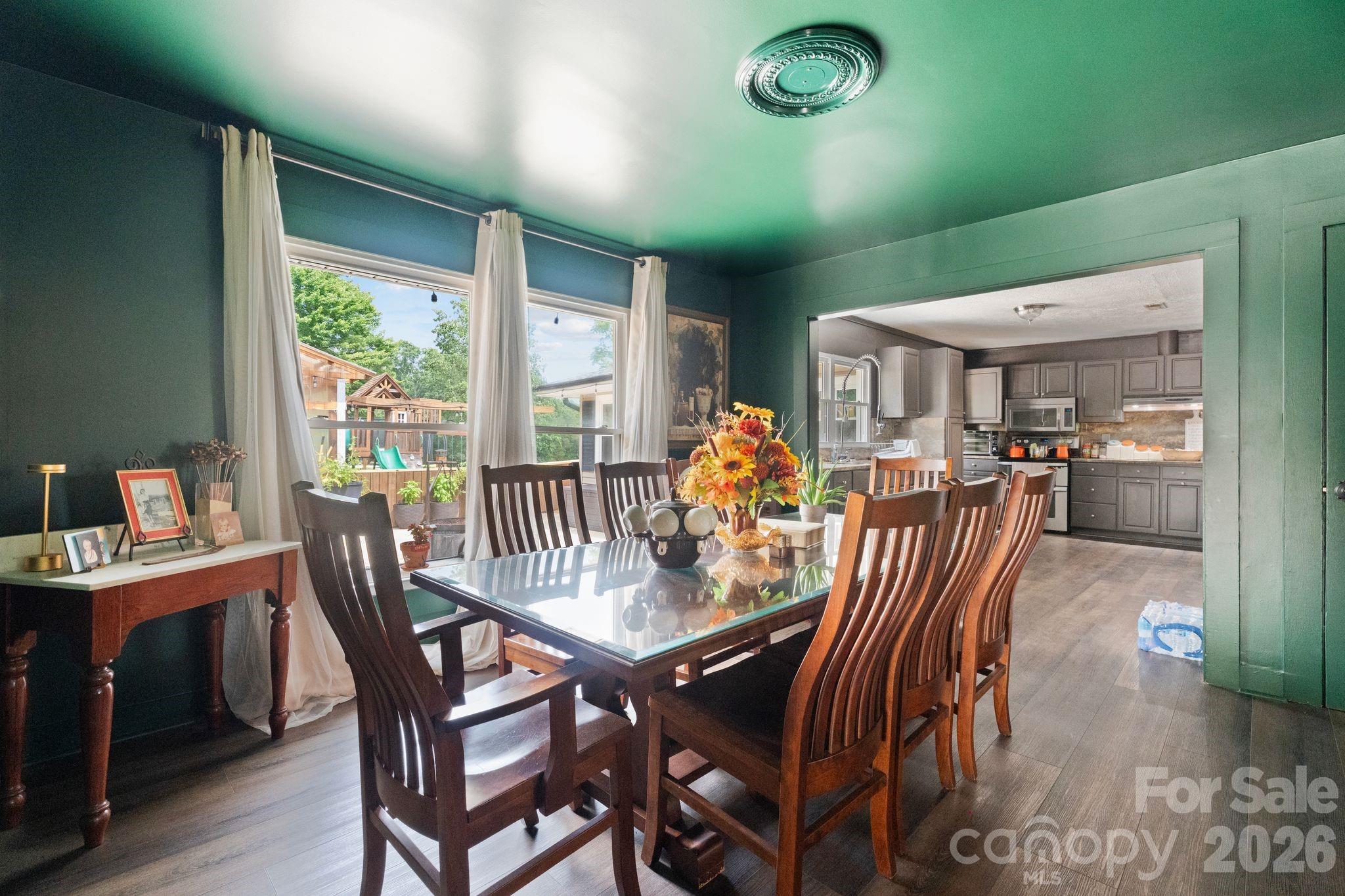 29 Pleasant Hill Road