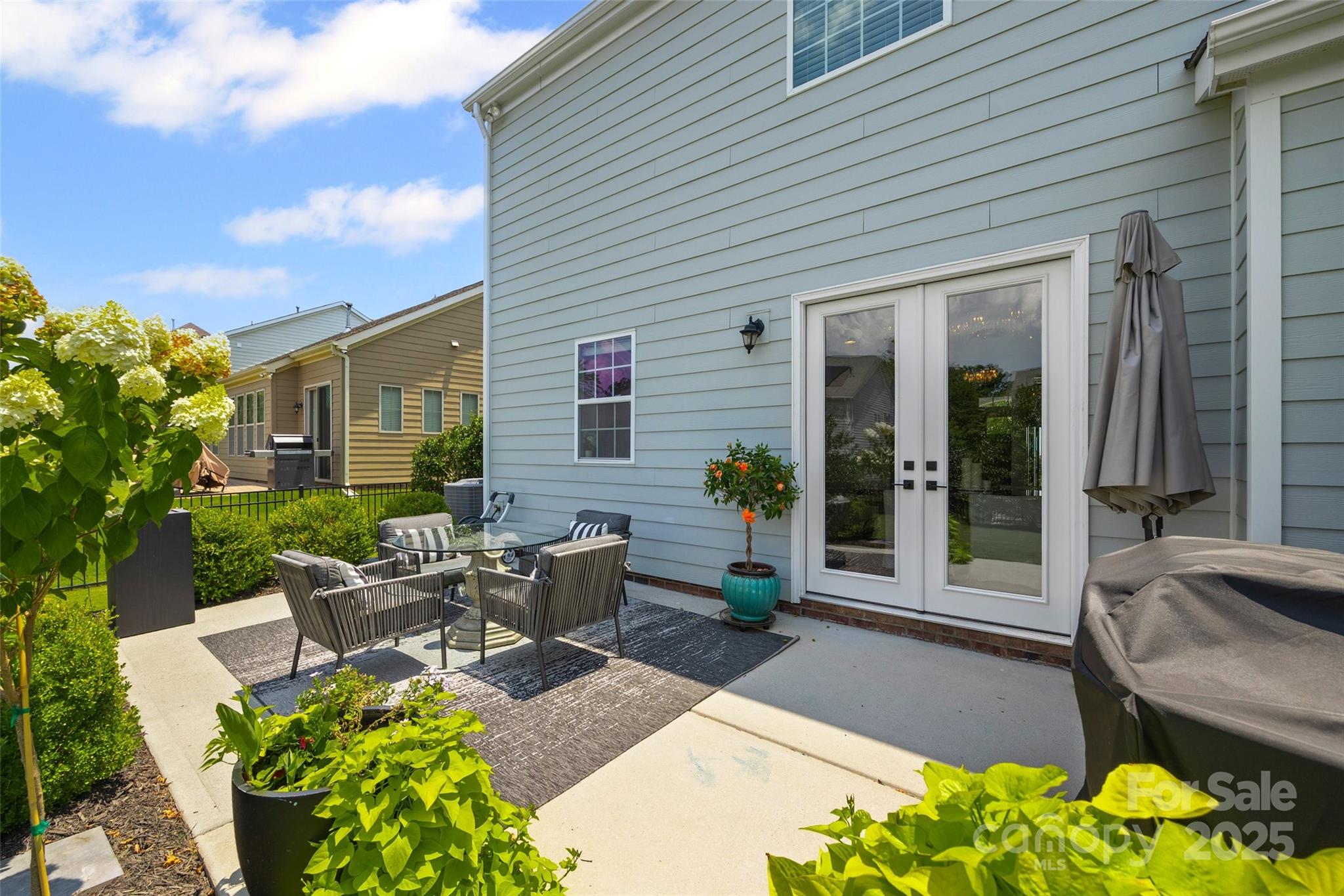 The Palisades - Residential