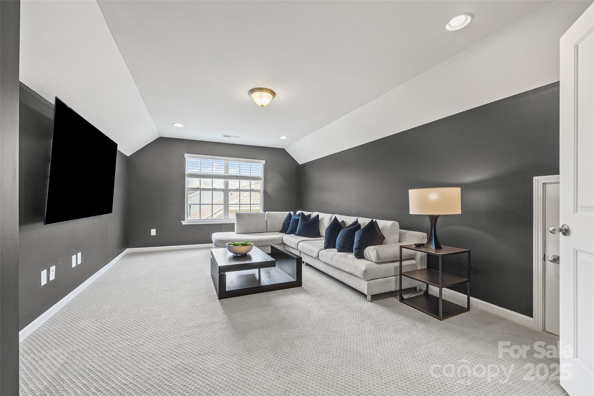 The Palisades - Residential