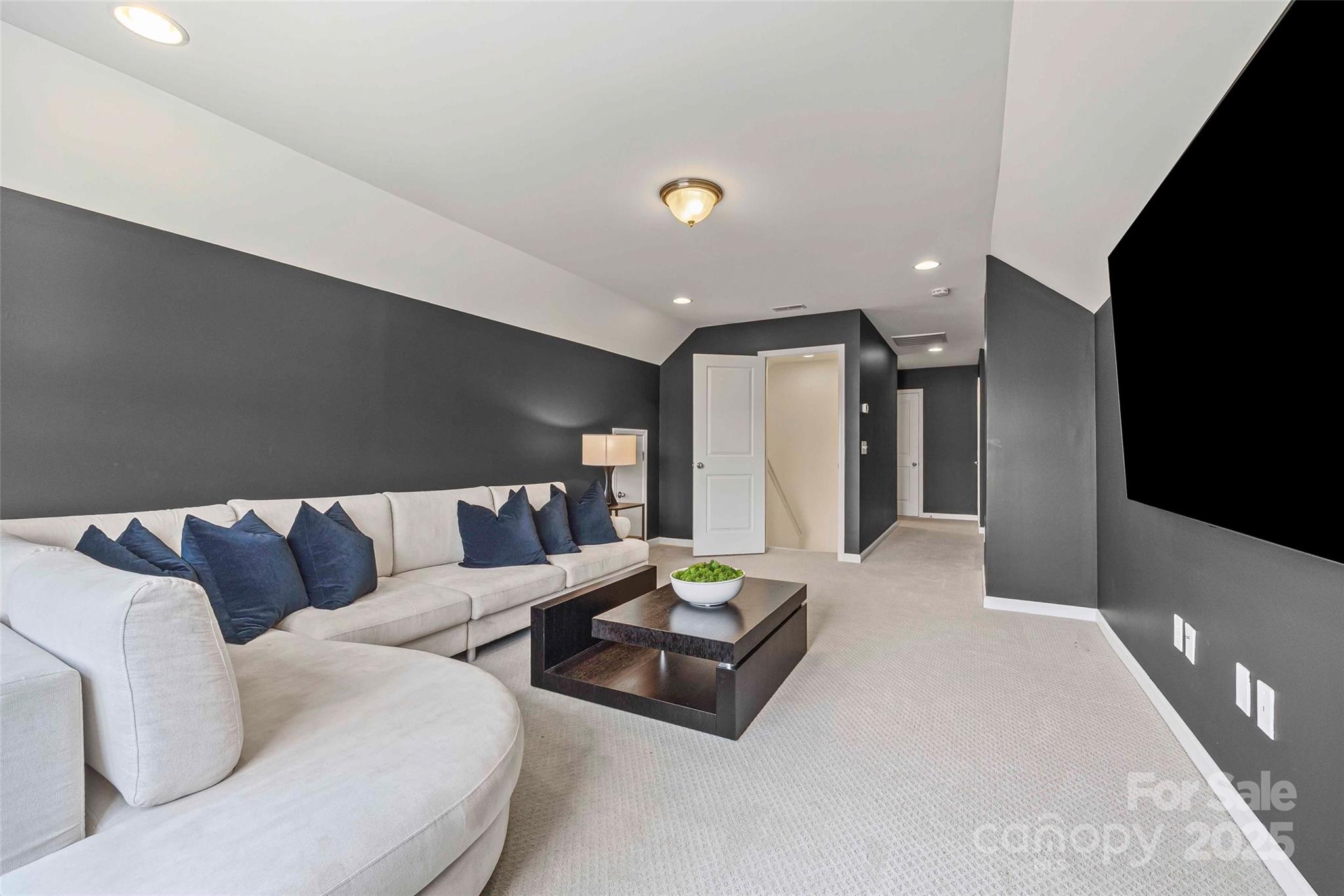 The Palisades - Residential