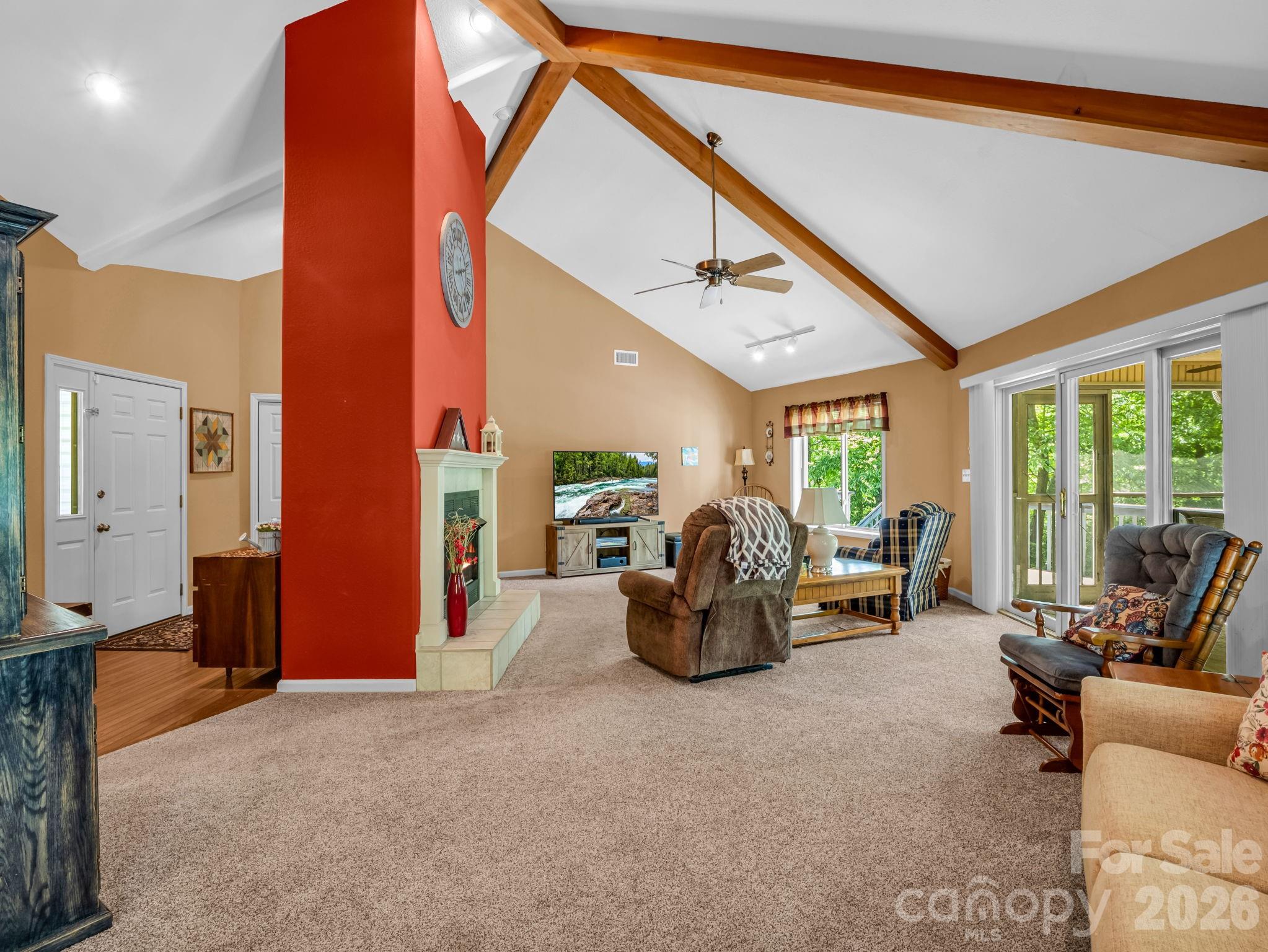 120 Lakewood Drive