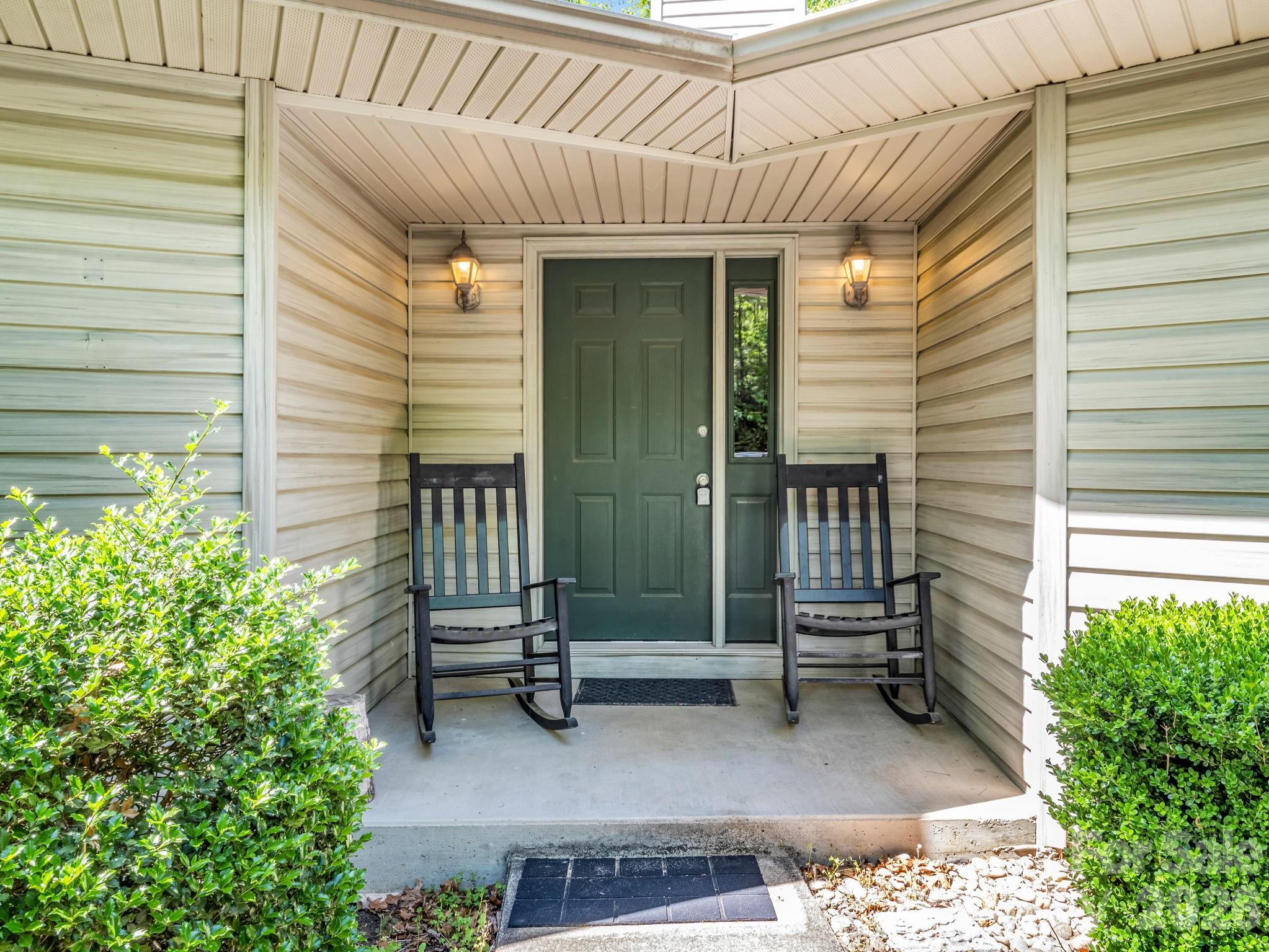 120 Lakewood Drive