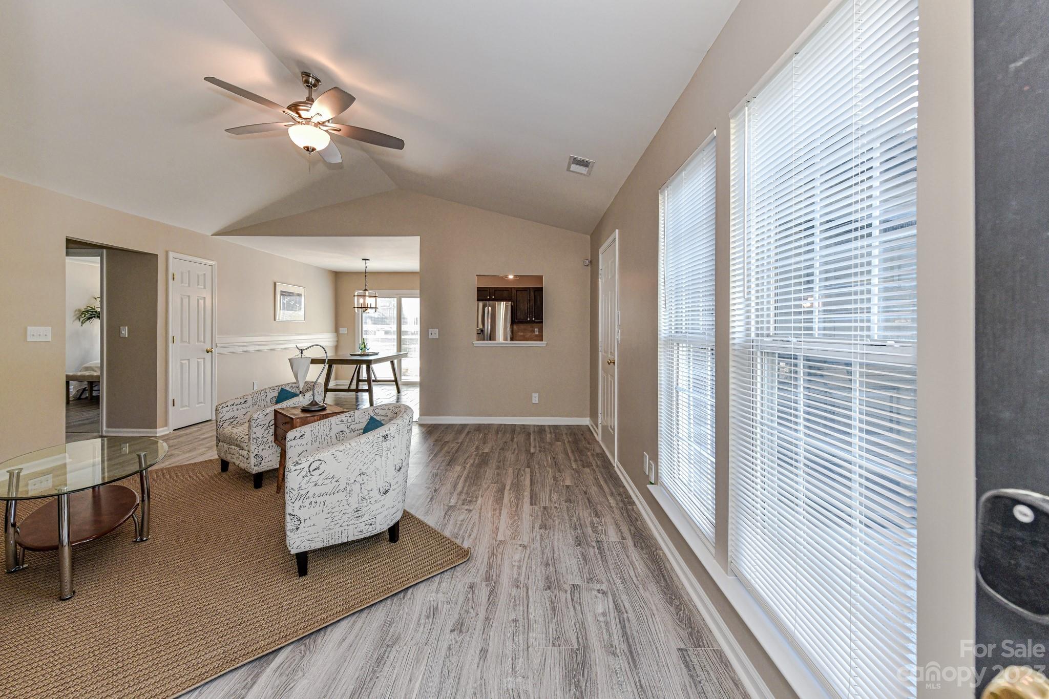 Rozumny Ridge - Residential
