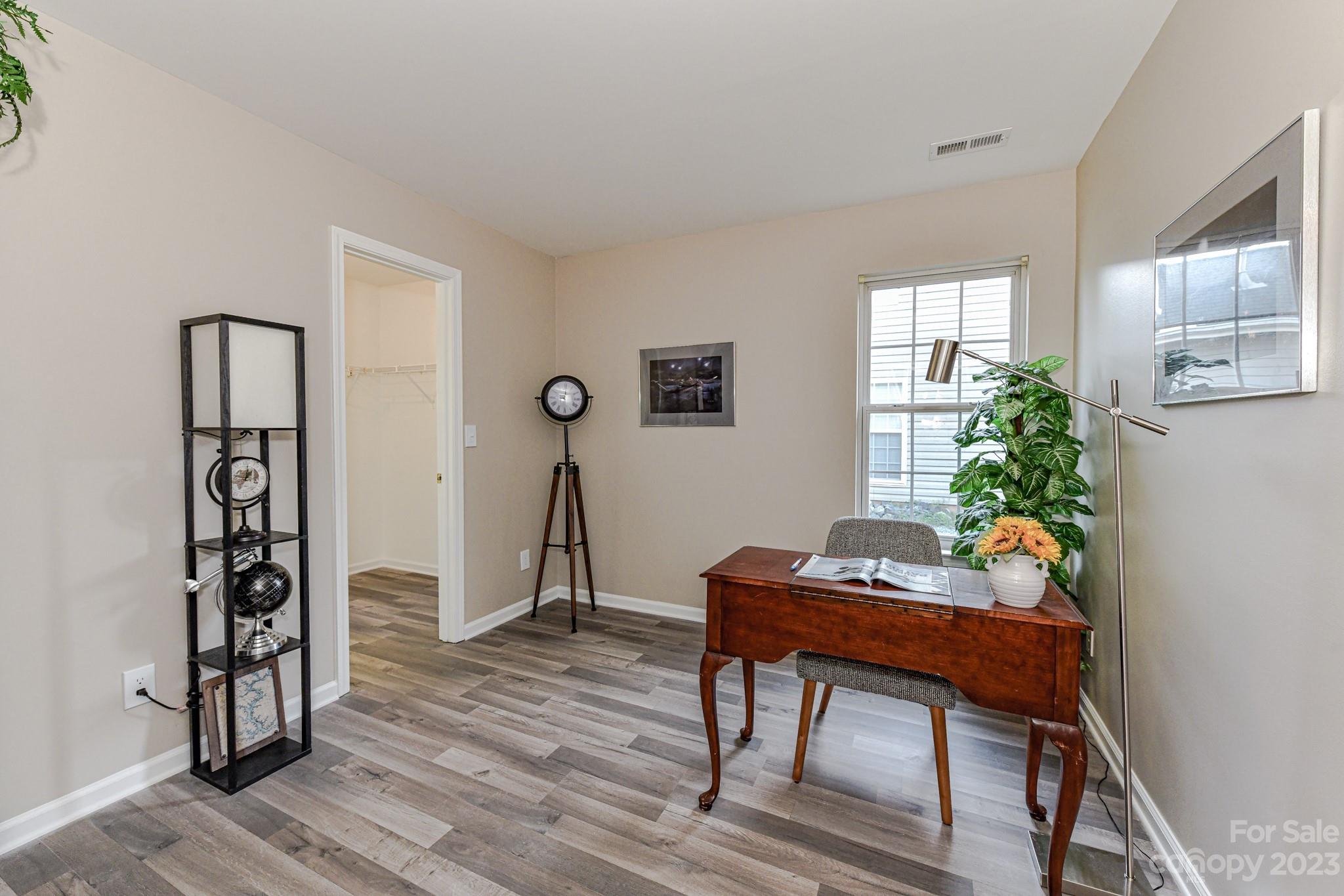 Rozumny Ridge - Residential