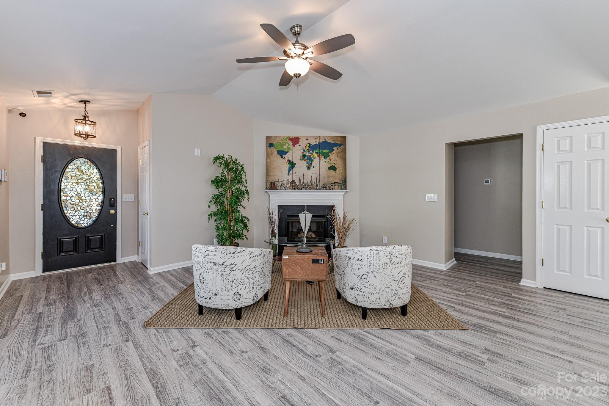 Rozumny Ridge - Residential